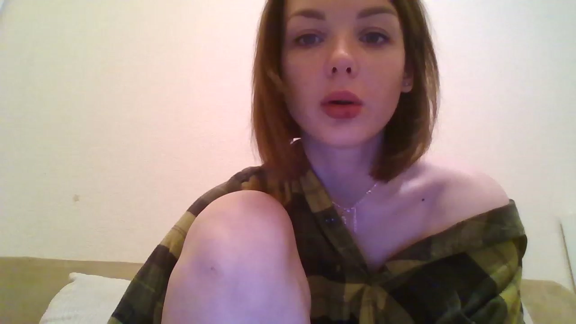 Gallery image thumbnail from RoxieSinner's myfreecams stream on, 12/01/2022, 16:00 image 10 of 20