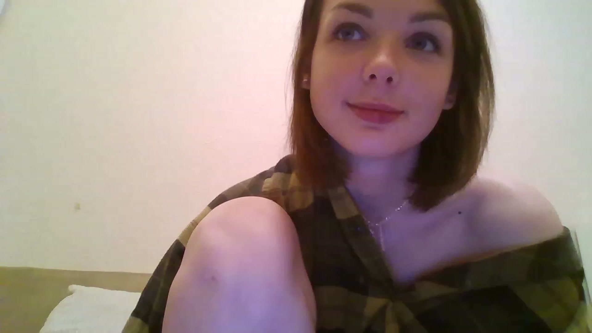 Gallery image thumbnail from RoxieSinner's myfreecams stream on, 12/01/2022, 16:00 image 12 of 20