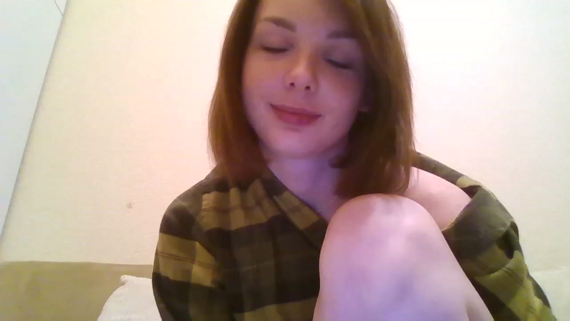 Gallery image thumbnail from RoxieSinner's myfreecams stream on, 12/01/2022, 16:00 image 15 of 20