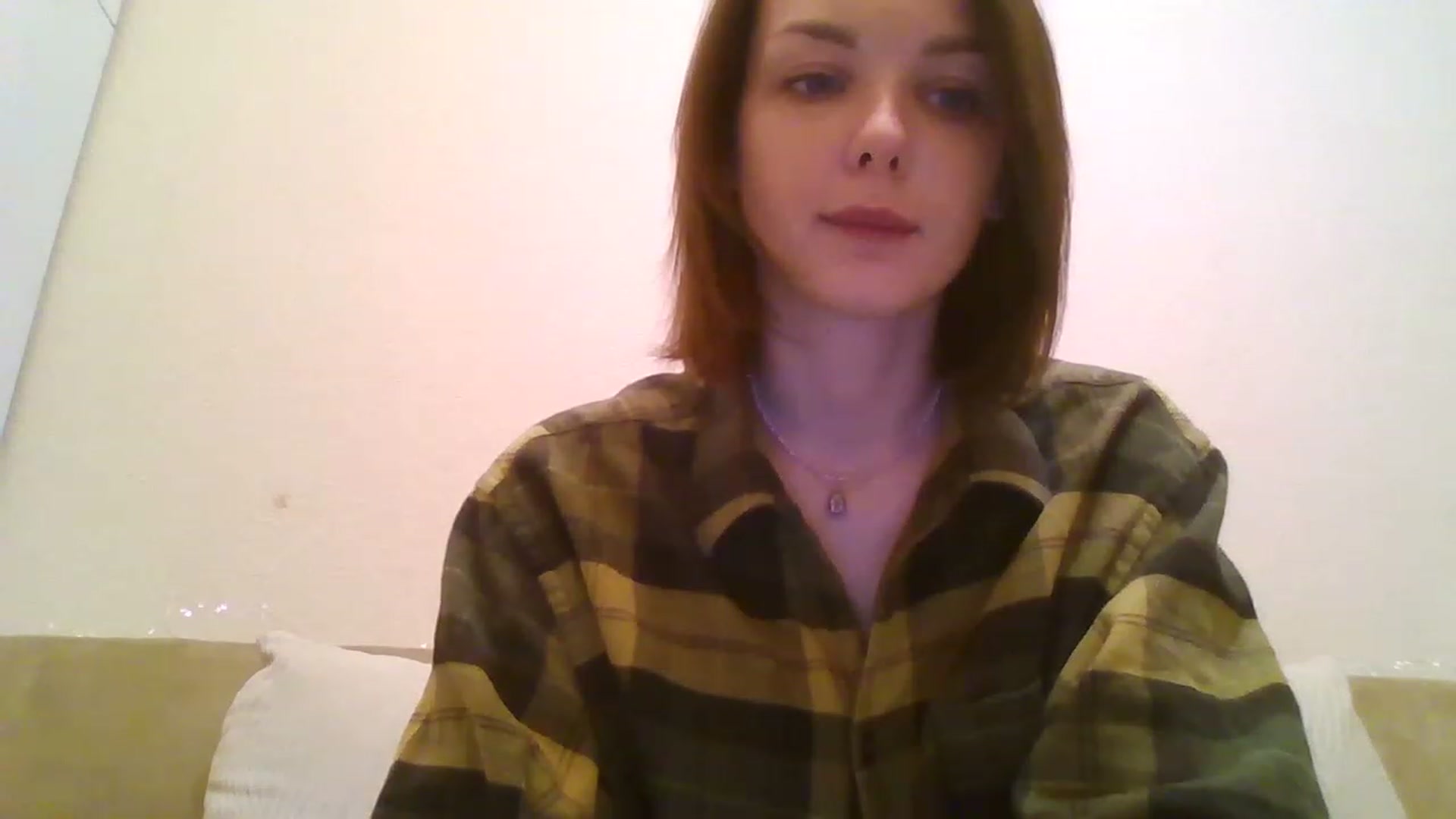 Gallery image thumbnail from RoxieSinner's myfreecams stream on, 12/03/2022, 18:48 image 18 of 20