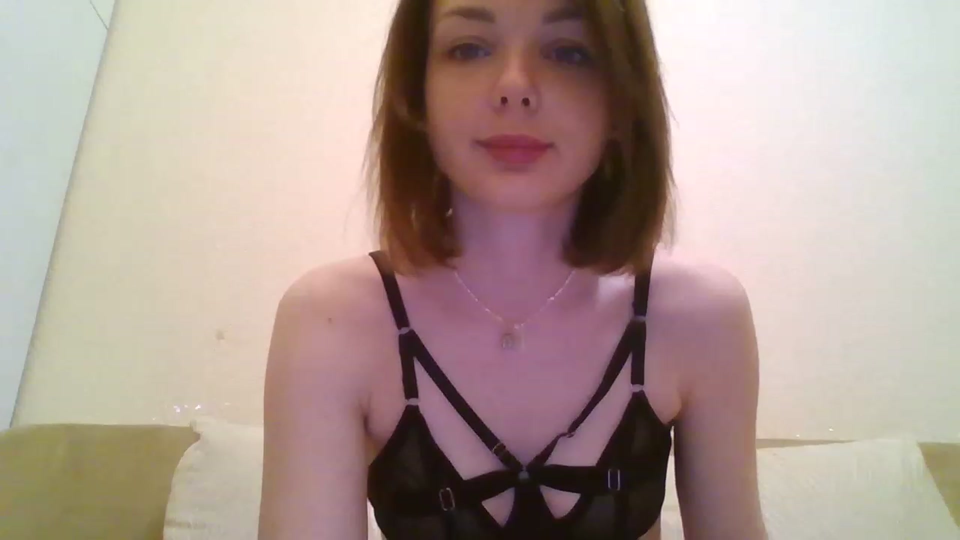 Gallery image thumbnail from RoxieSinner's myfreecams stream on, 12/04/2022, 11:59 image 12 of 20