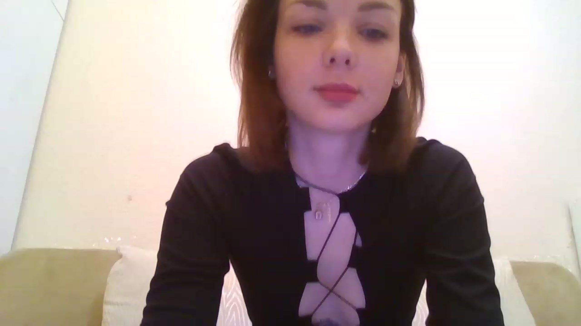 Gallery image thumbnail from RoxieSinner's myfreecams stream on, 12/04/2022, 13:06 image 3 of 20