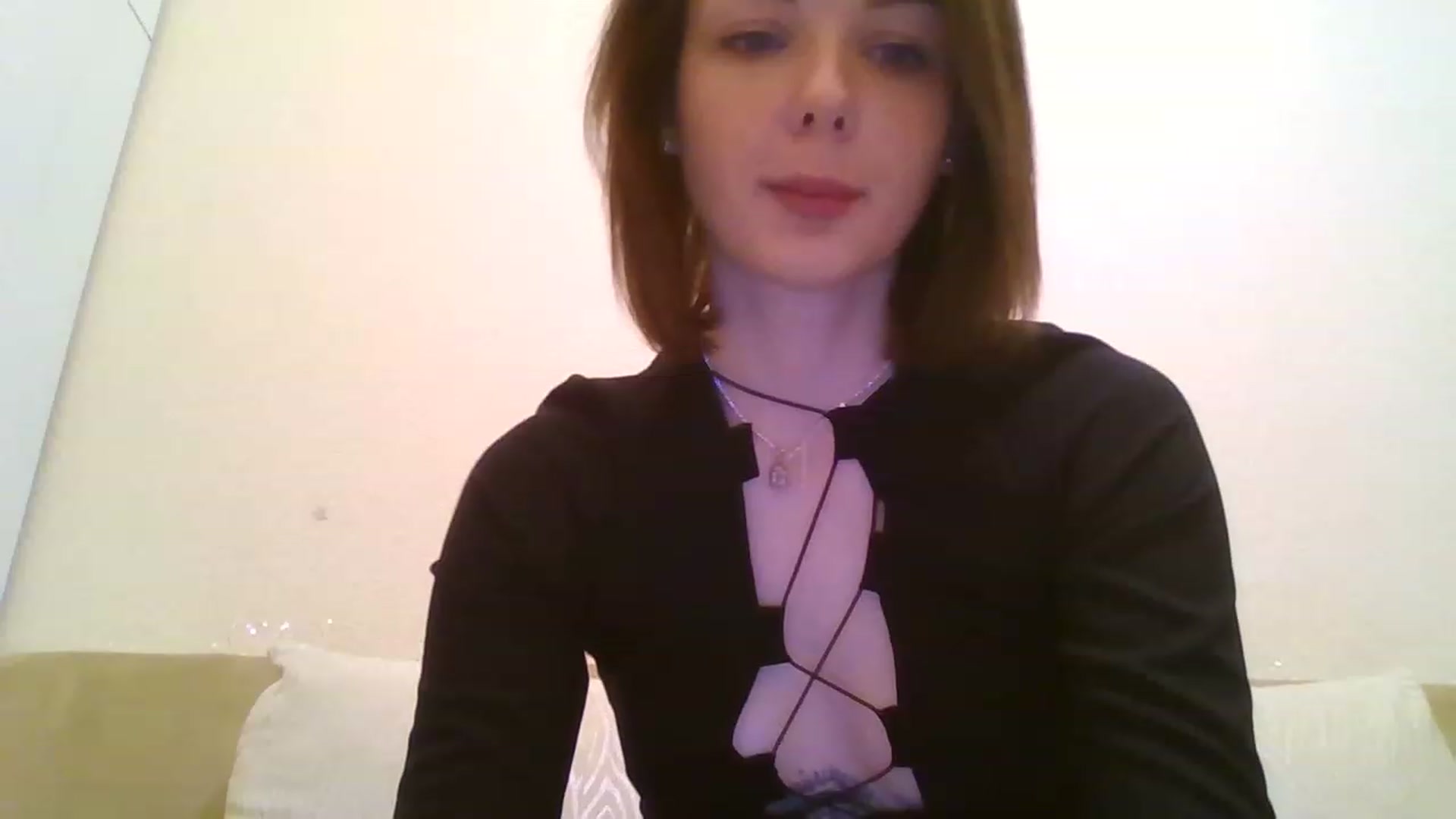Gallery image thumbnail from RoxieSinner's myfreecams stream on, 12/04/2022, 13:06 image 11 of 20