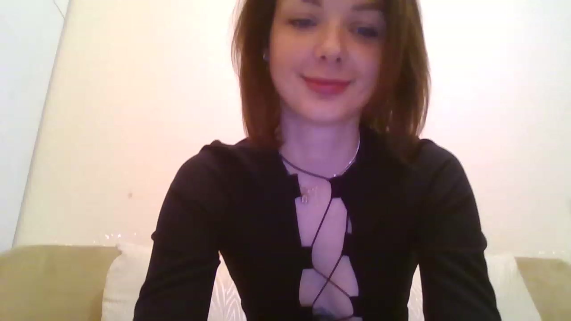 Gallery image thumbnail from RoxieSinner's myfreecams stream on, 12/04/2022, 13:06 image 5 of 20