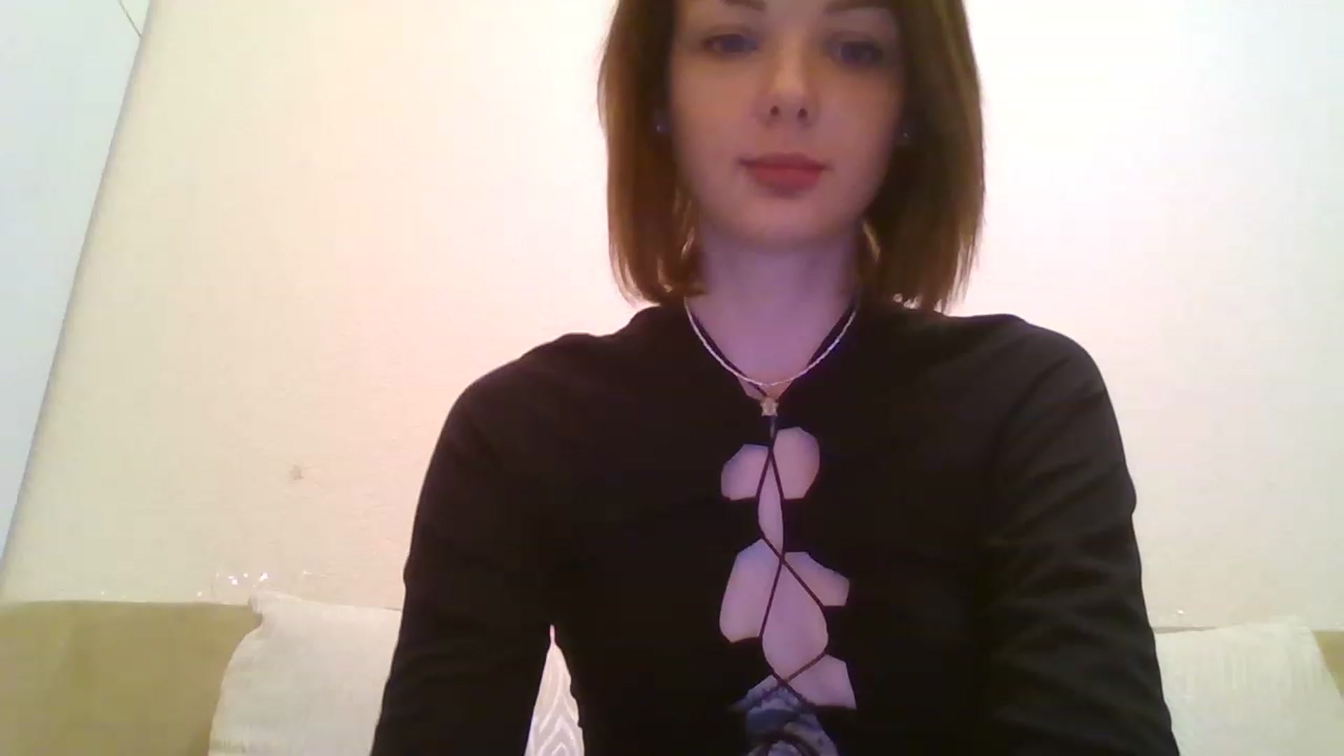 Gallery image thumbnail from RoxieSinner's myfreecams stream on, 12/04/2022, 13:06 image 13 of 20