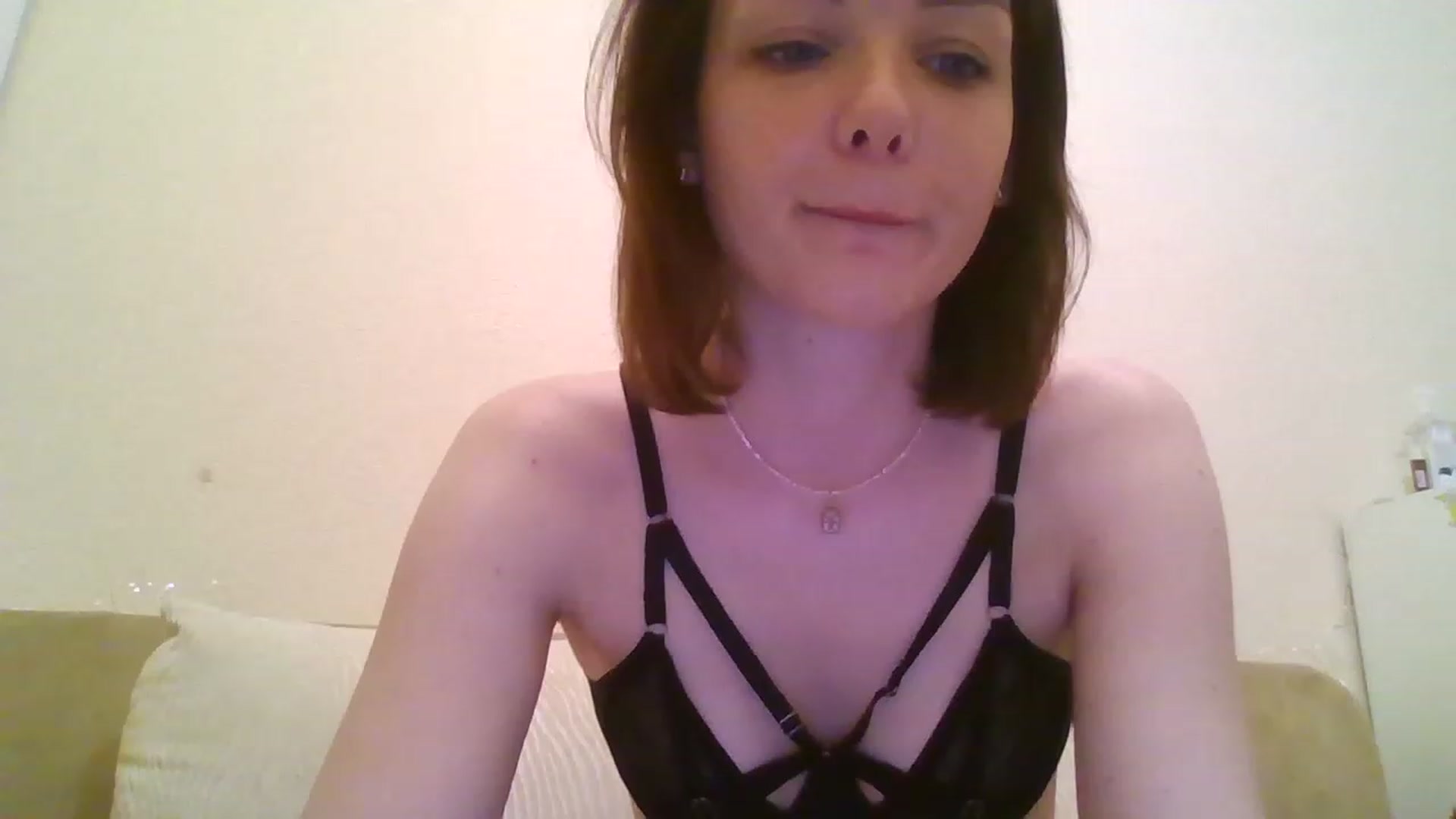 Gallery image thumbnail from RoxieSinner's myfreecams stream on, 12/04/2022, 14:11 image 20 of 20
