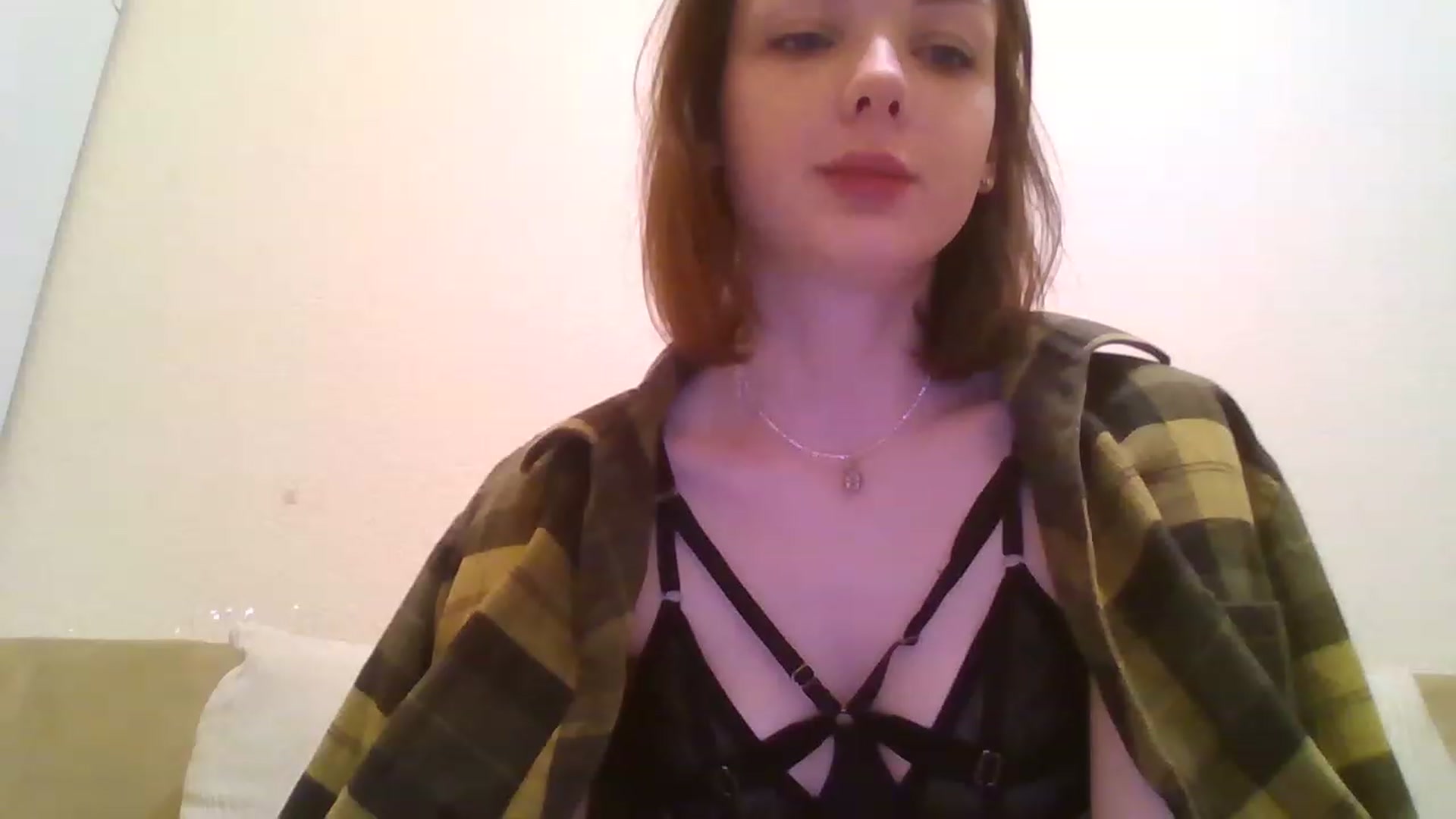 Gallery image thumbnail from RoxieSinner's myfreecams stream on, 12/04/2022, 15:07 image 20 of 20