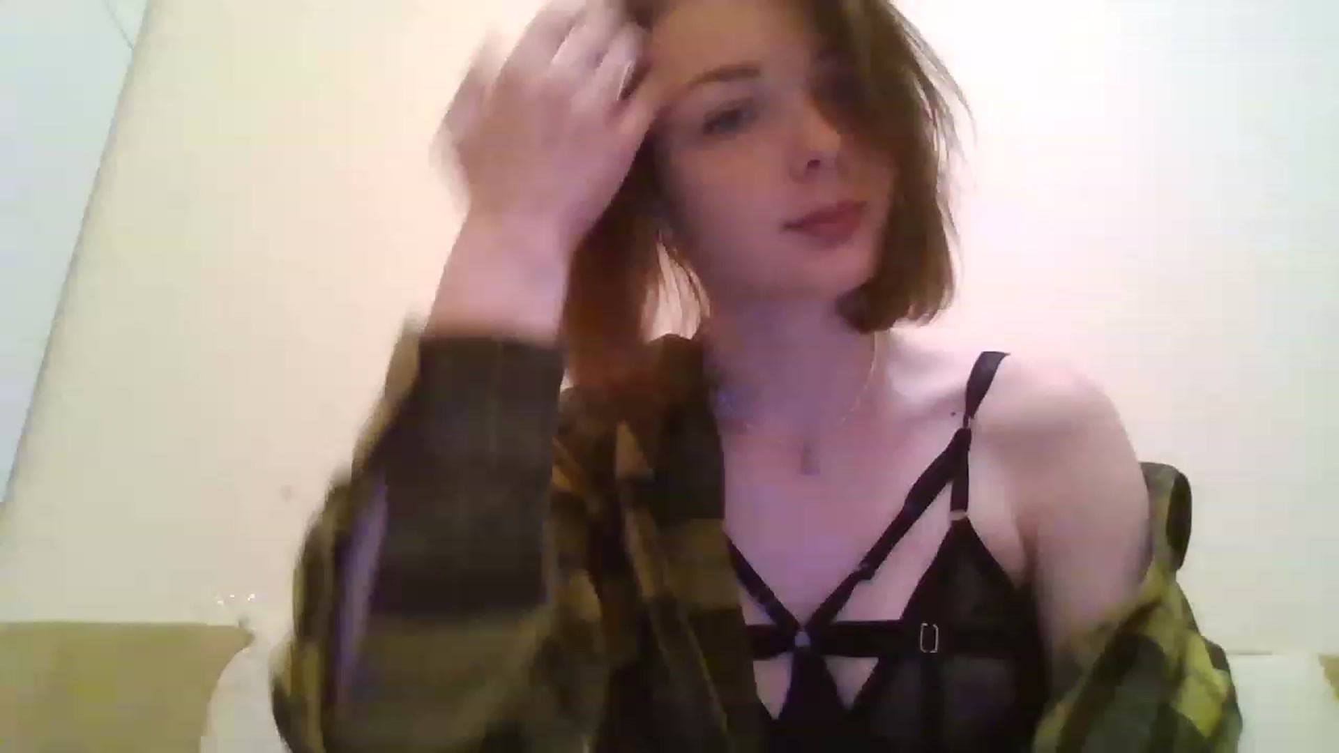 Gallery image thumbnail from RoxieSinner's myfreecams stream on, 12/04/2022, 15:07 image 1 of 20