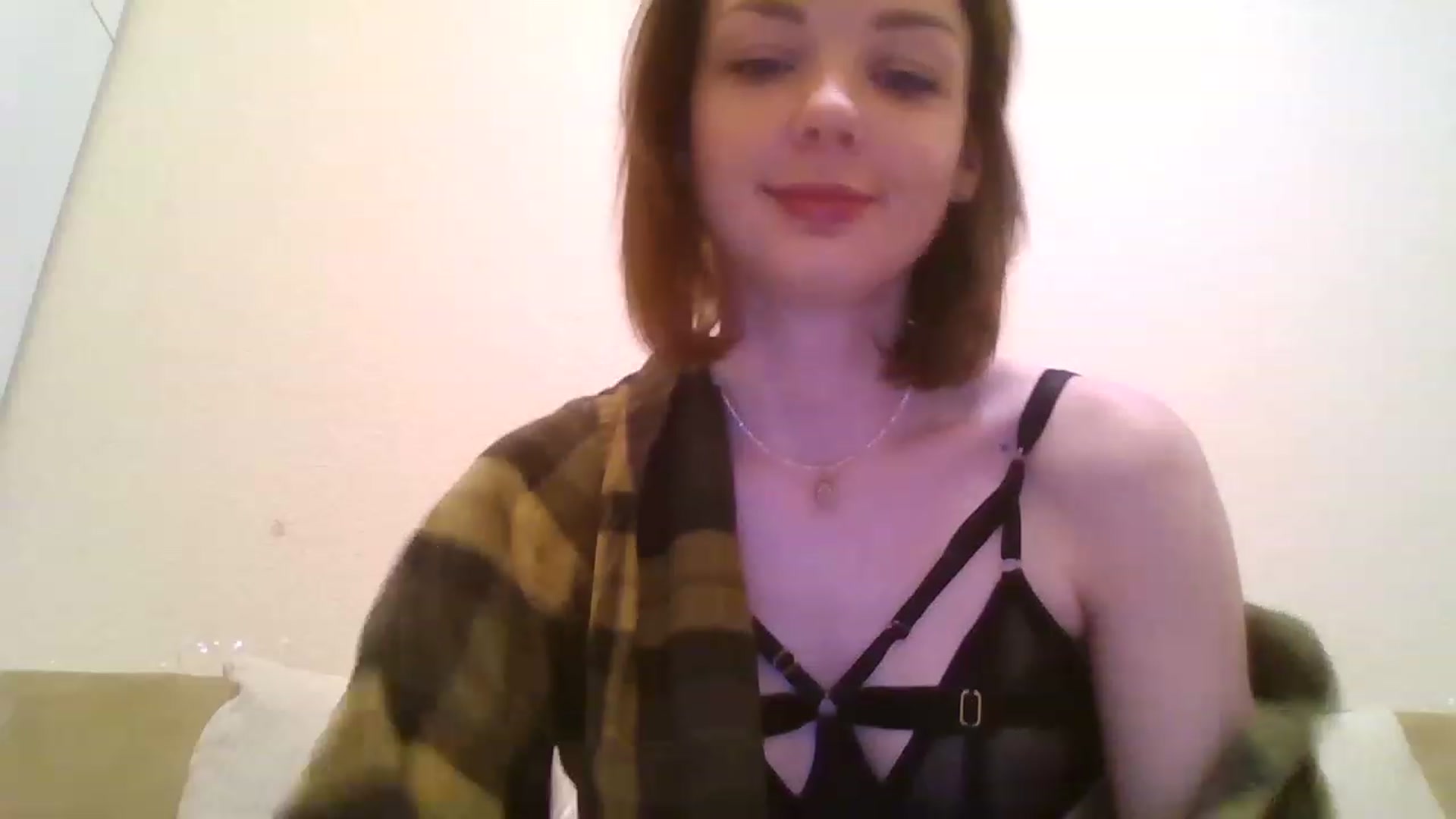 Gallery image thumbnail from RoxieSinner's myfreecams stream on, 12/04/2022, 15:07 image 4 of 20