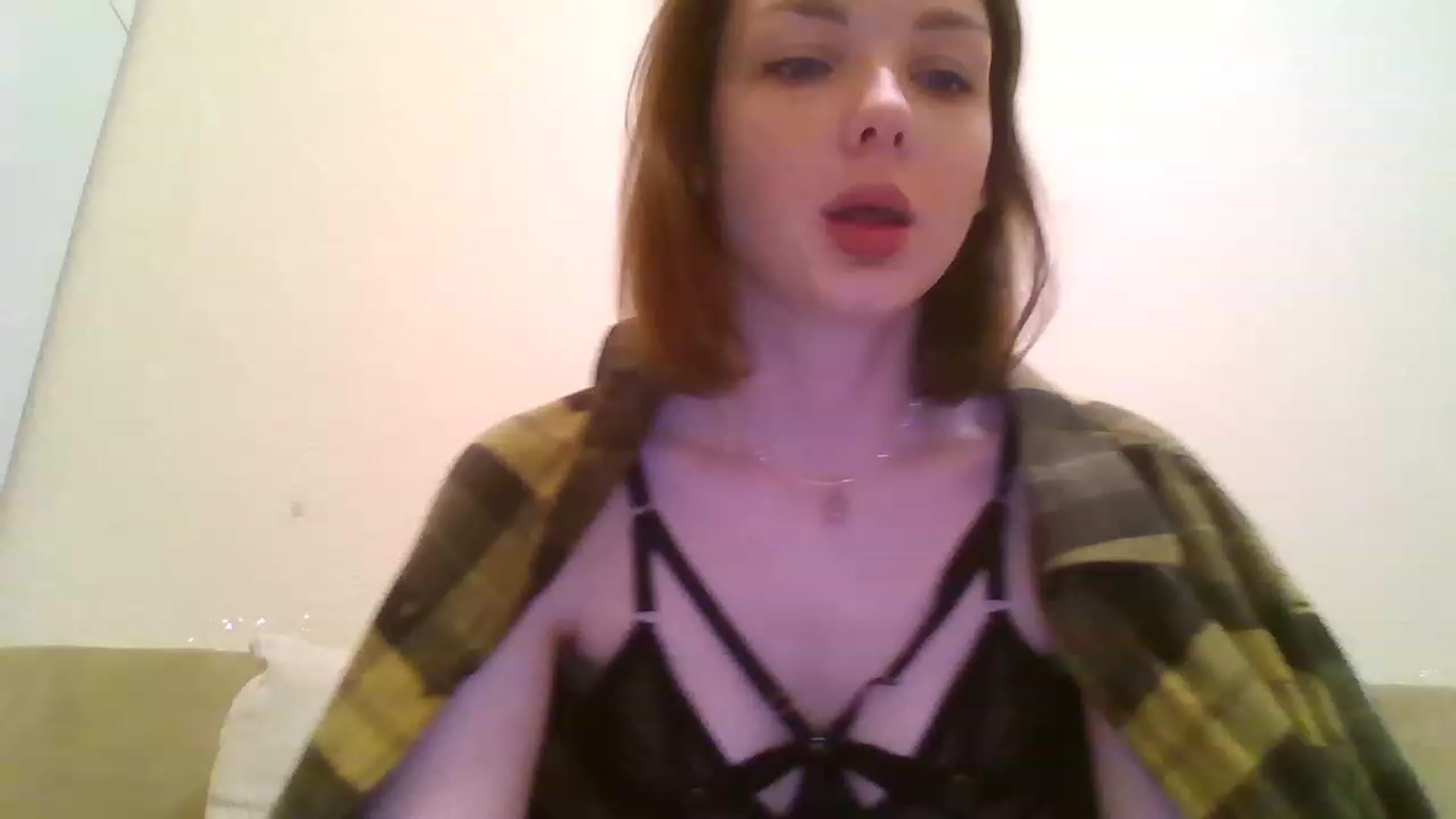 Gallery image thumbnail from RoxieSinner's myfreecams stream on, 12/04/2022, 16:13 image 1 of 20