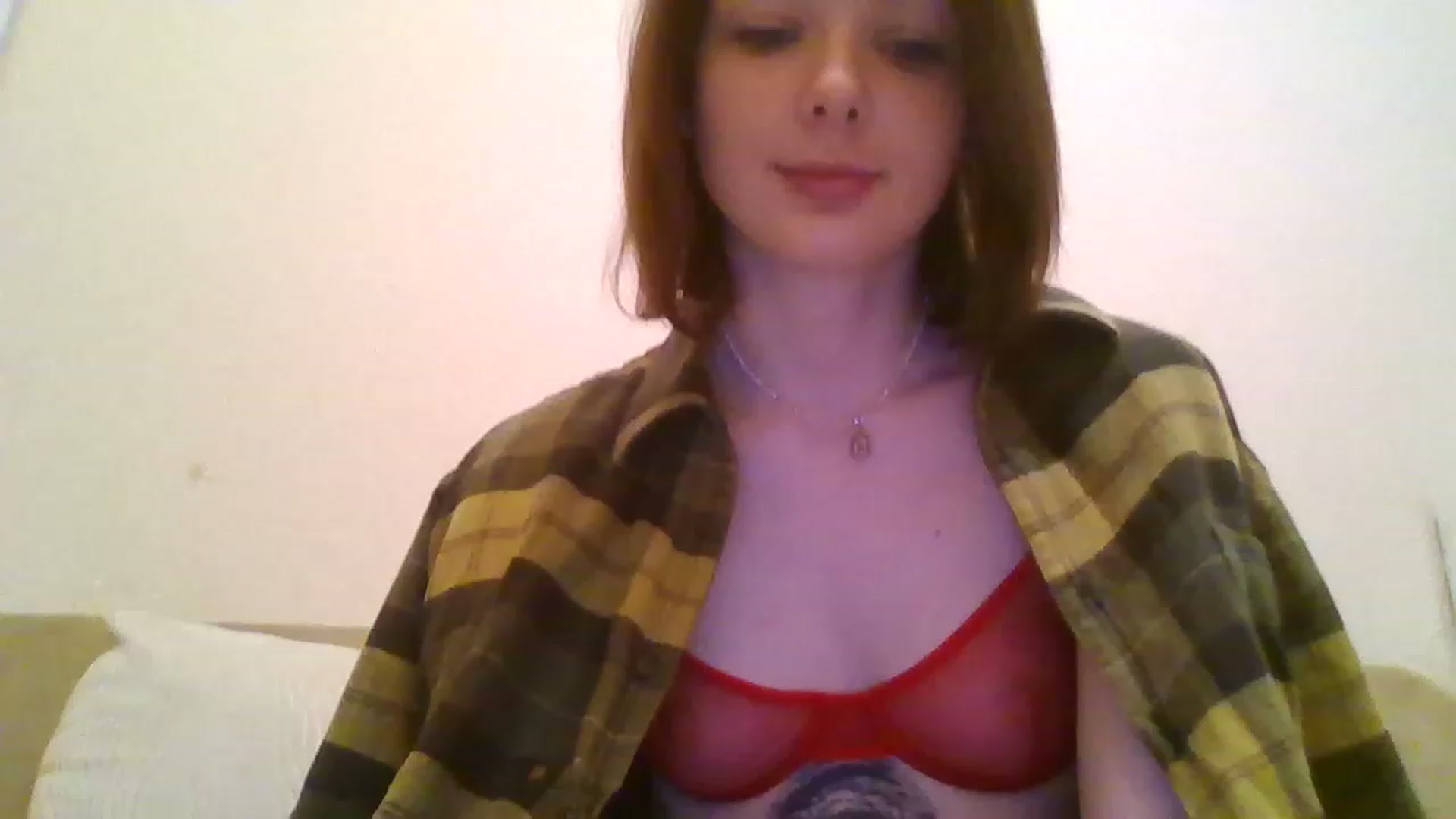Gallery image thumbnail from RoxieSinner's myfreecams stream on, 12/05/2022, 13:14 image 4 of 20
