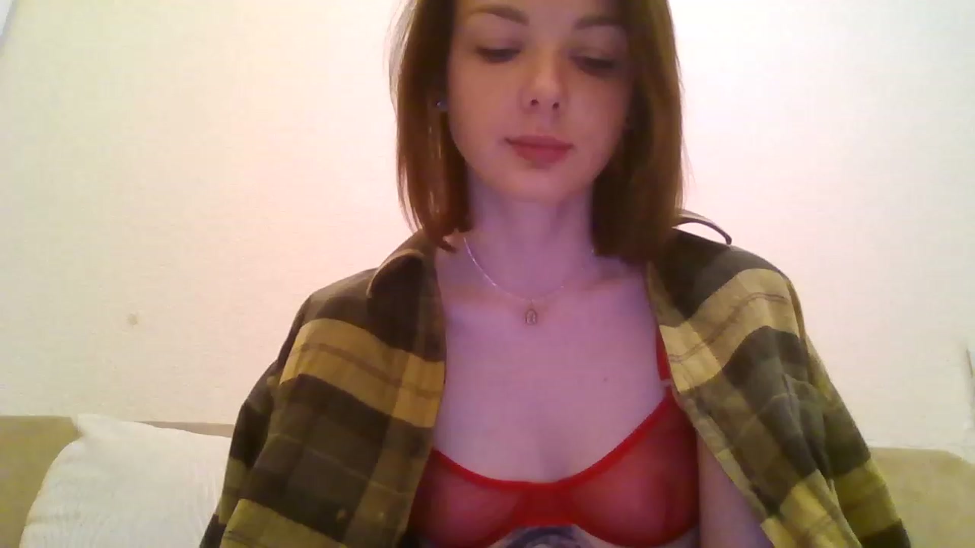 Gallery image thumbnail from RoxieSinner's myfreecams stream on, 12/05/2022, 13:14 image 11 of 20