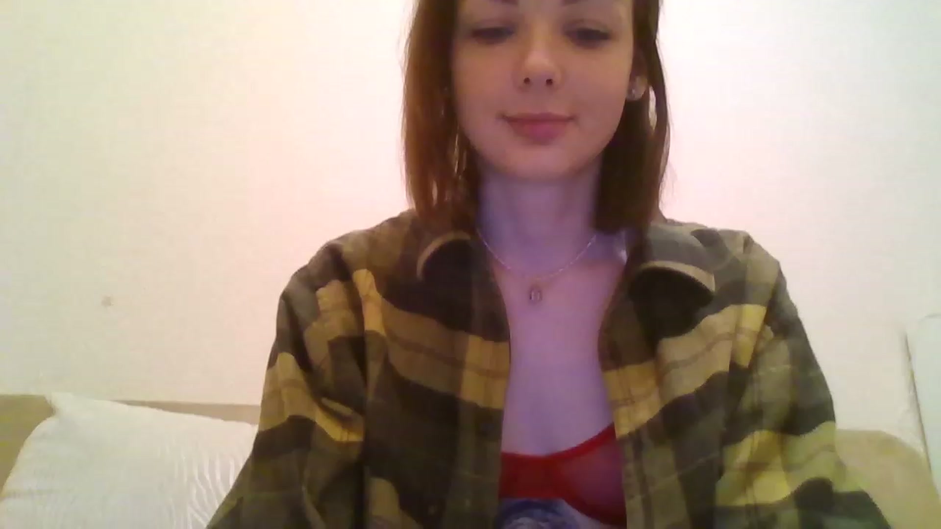 Gallery image thumbnail from RoxieSinner's myfreecams stream on, 12/05/2022, 13:14 image 17 of 20