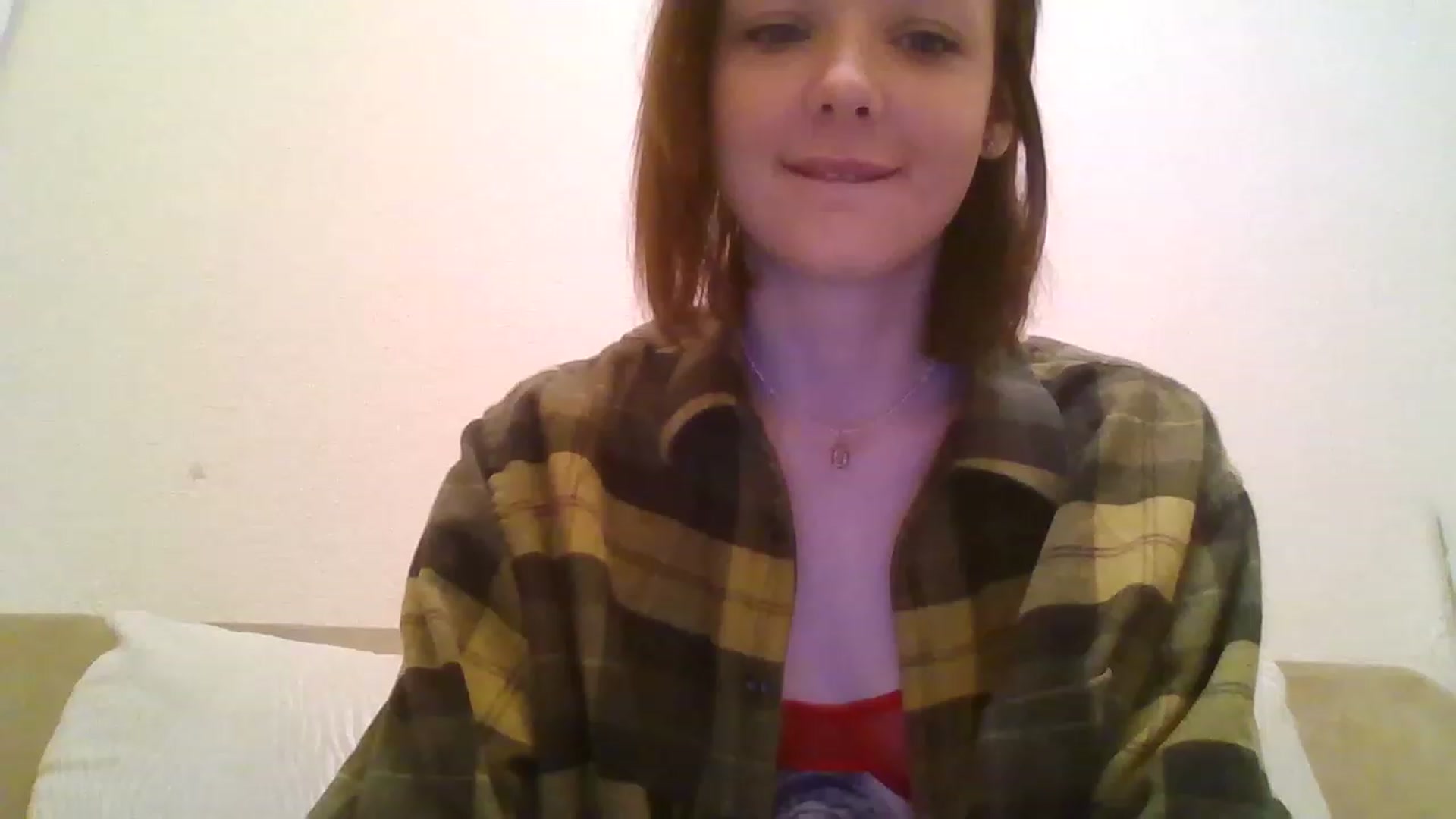 Gallery image thumbnail from RoxieSinner's myfreecams stream on, 12/05/2022, 13:14 image 18 of 20