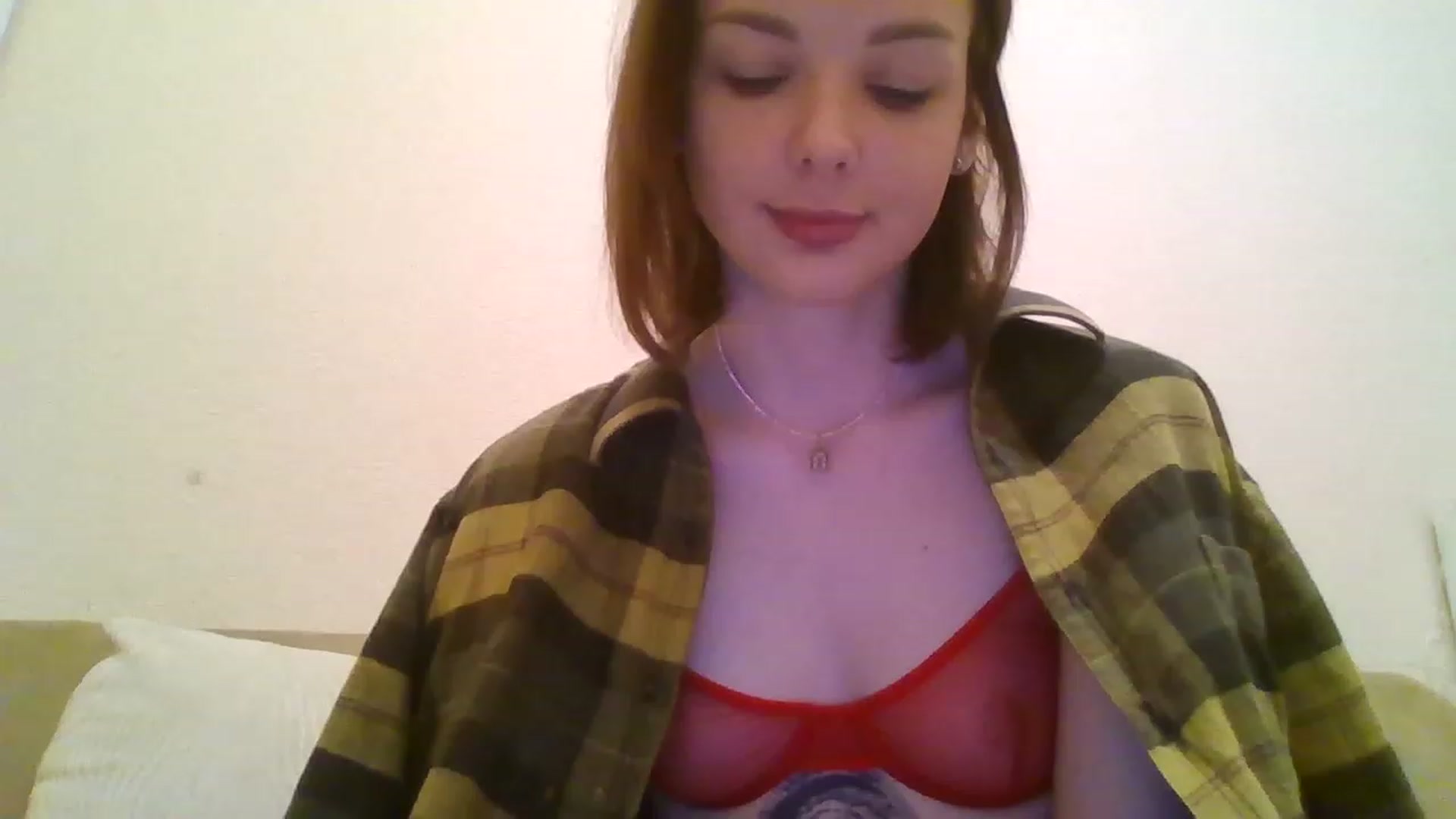 Gallery image thumbnail from RoxieSinner's myfreecams stream on, 12/05/2022, 13:14 image 6 of 20