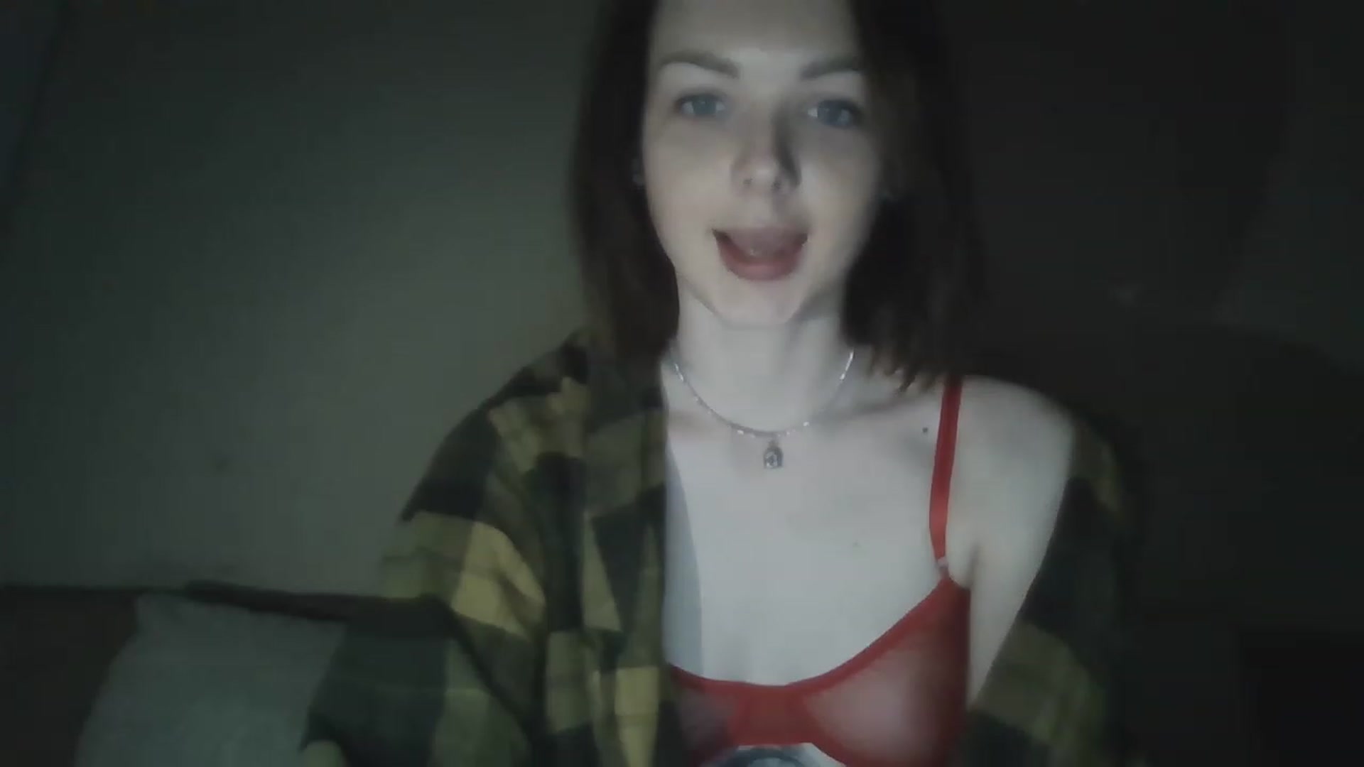 Gallery image thumbnail from RoxieSinner's myfreecams stream on, 12/05/2022, 14:14 image 18 of 20