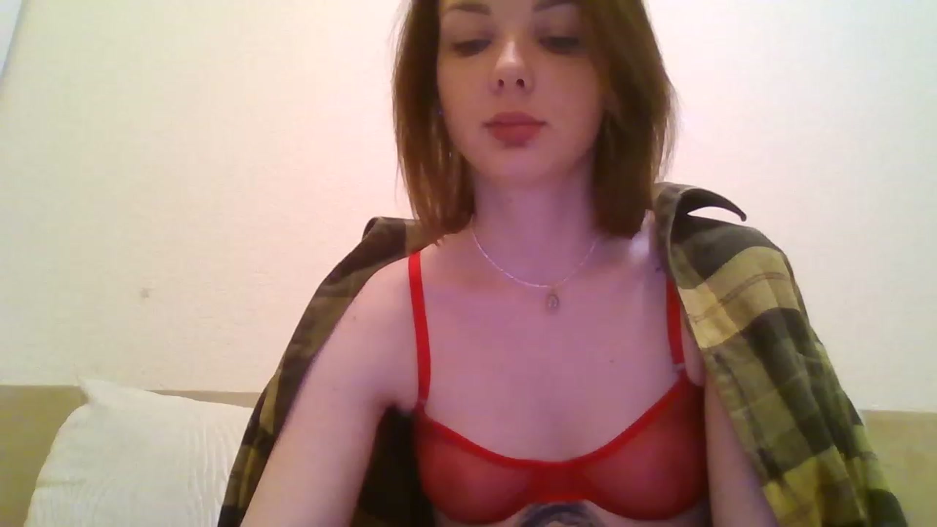 Gallery image thumbnail from RoxieSinner's myfreecams stream on, 12/05/2022, 18:21 image 17 of 20