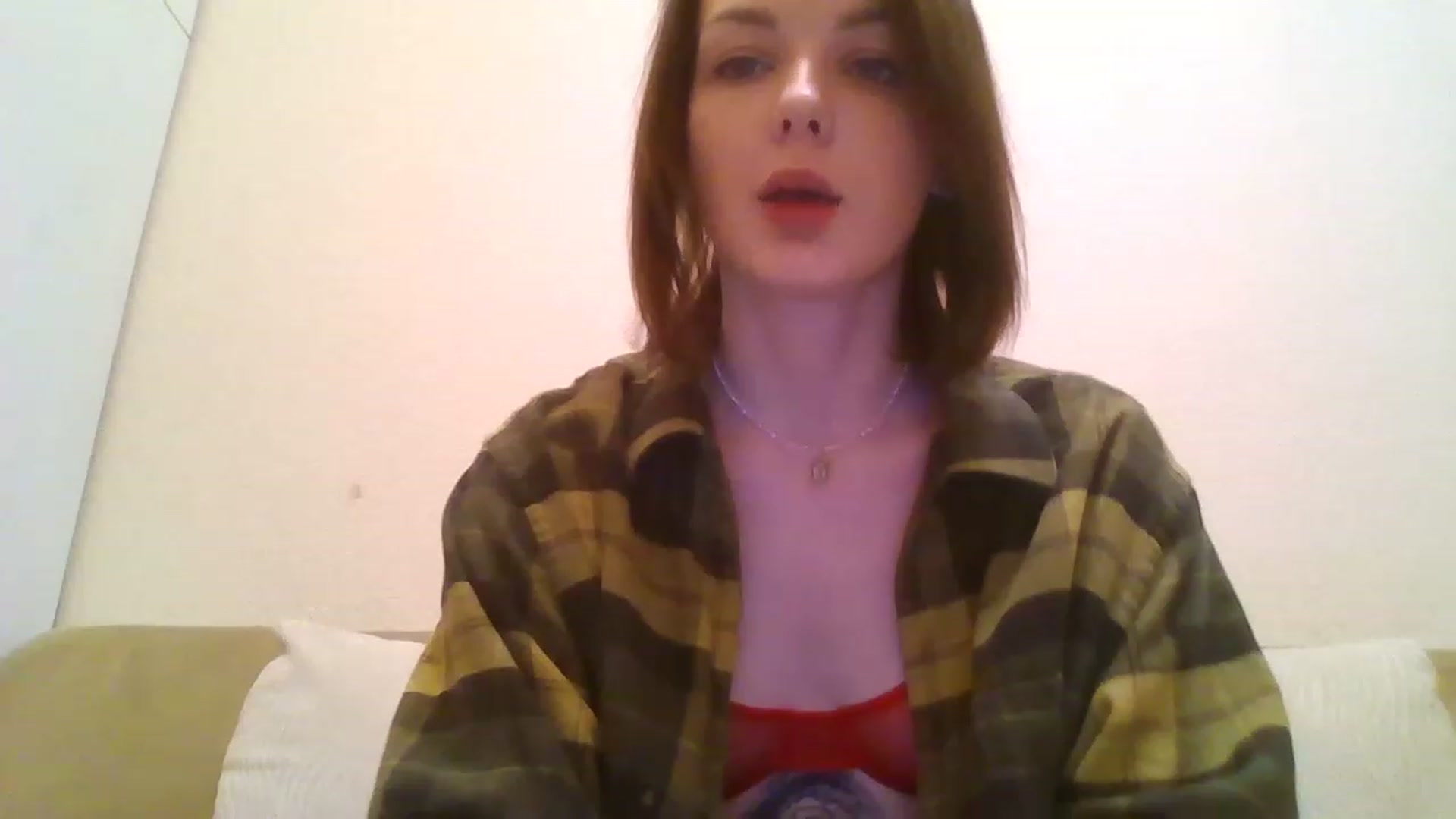 Gallery image thumbnail from RoxieSinner's myfreecams stream on, 12/05/2022, 18:41 image 2 of 20