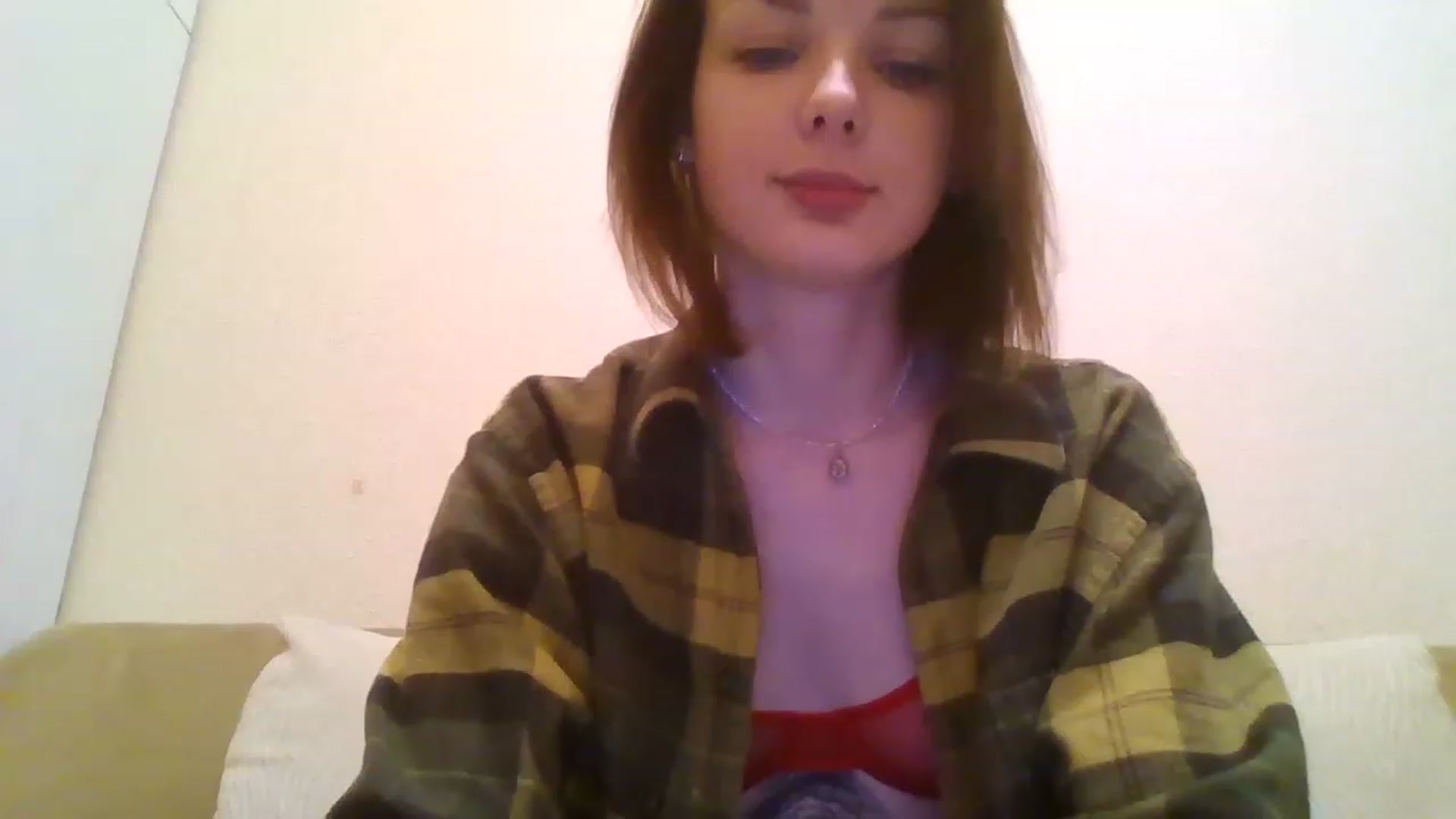 Gallery image thumbnail from RoxieSinner's myfreecams stream on, 12/05/2022, 18:41 image 3 of 20