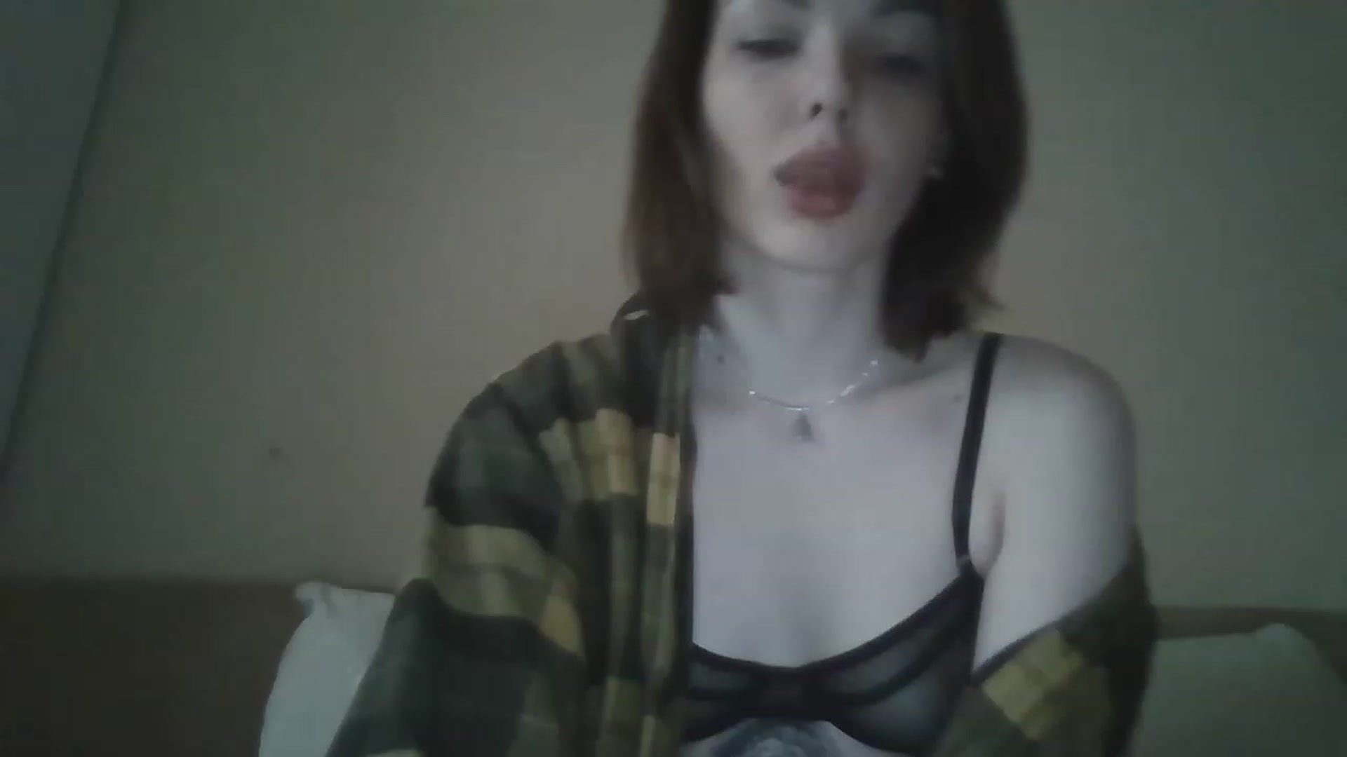 Gallery image thumbnail from RoxieSinner's myfreecams stream on, 12/07/2022, 11:12 image 17 of 20