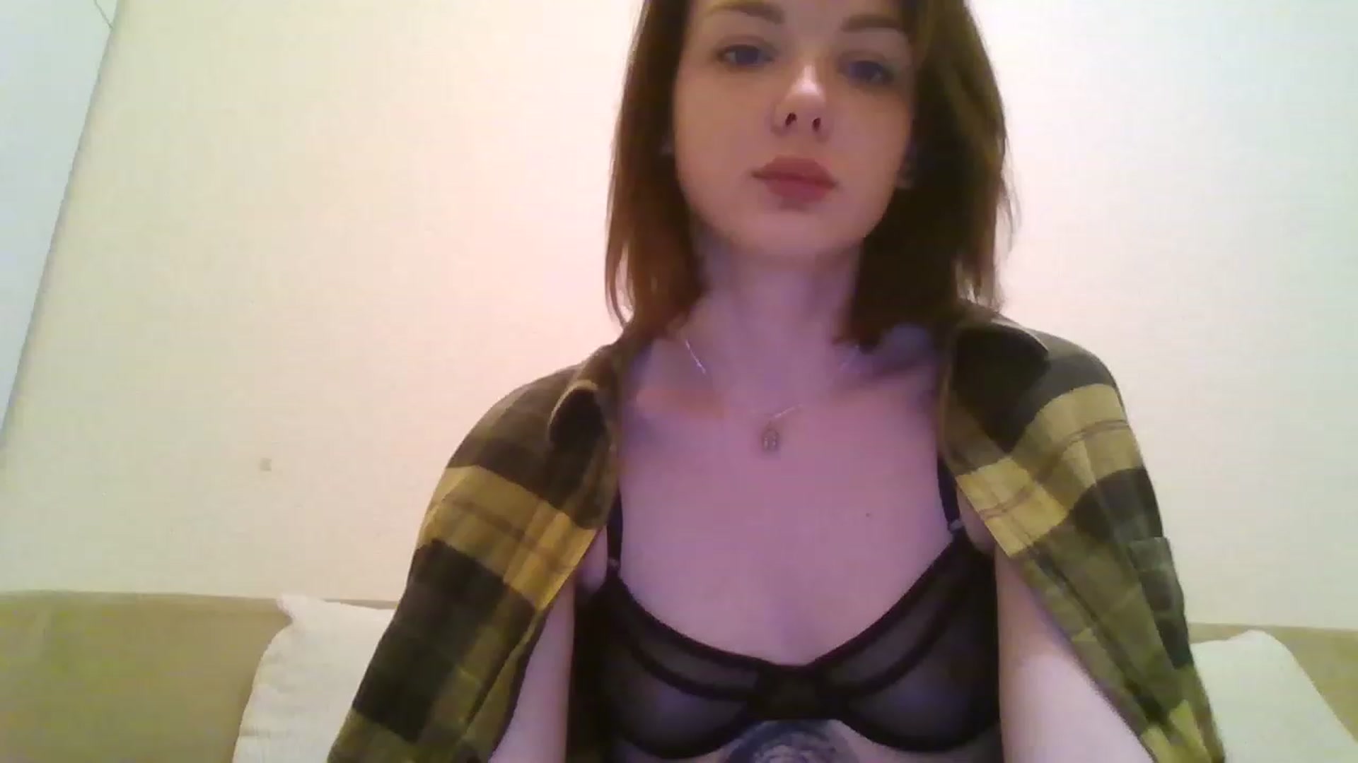Gallery image thumbnail from RoxieSinner's myfreecams stream on, 12/07/2022, 15:52 image 15 of 20