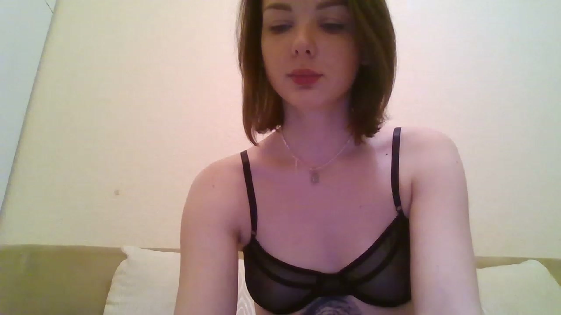 Gallery image thumbnail from RoxieSinner's myfreecams stream on, 12/07/2022, 15:52 image 12 of 20