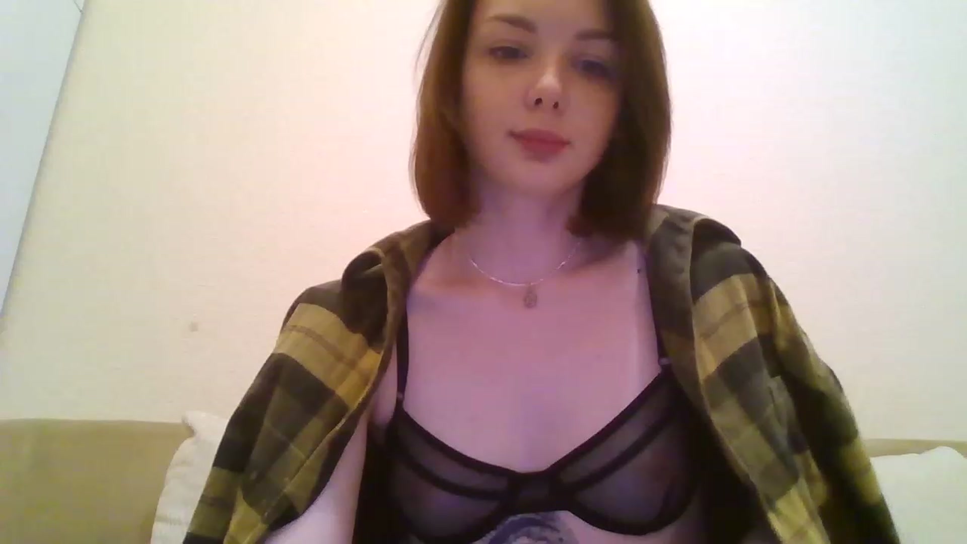 Gallery image thumbnail from RoxieSinner's myfreecams stream on, 12/07/2022, 19:01 image 3 of 20