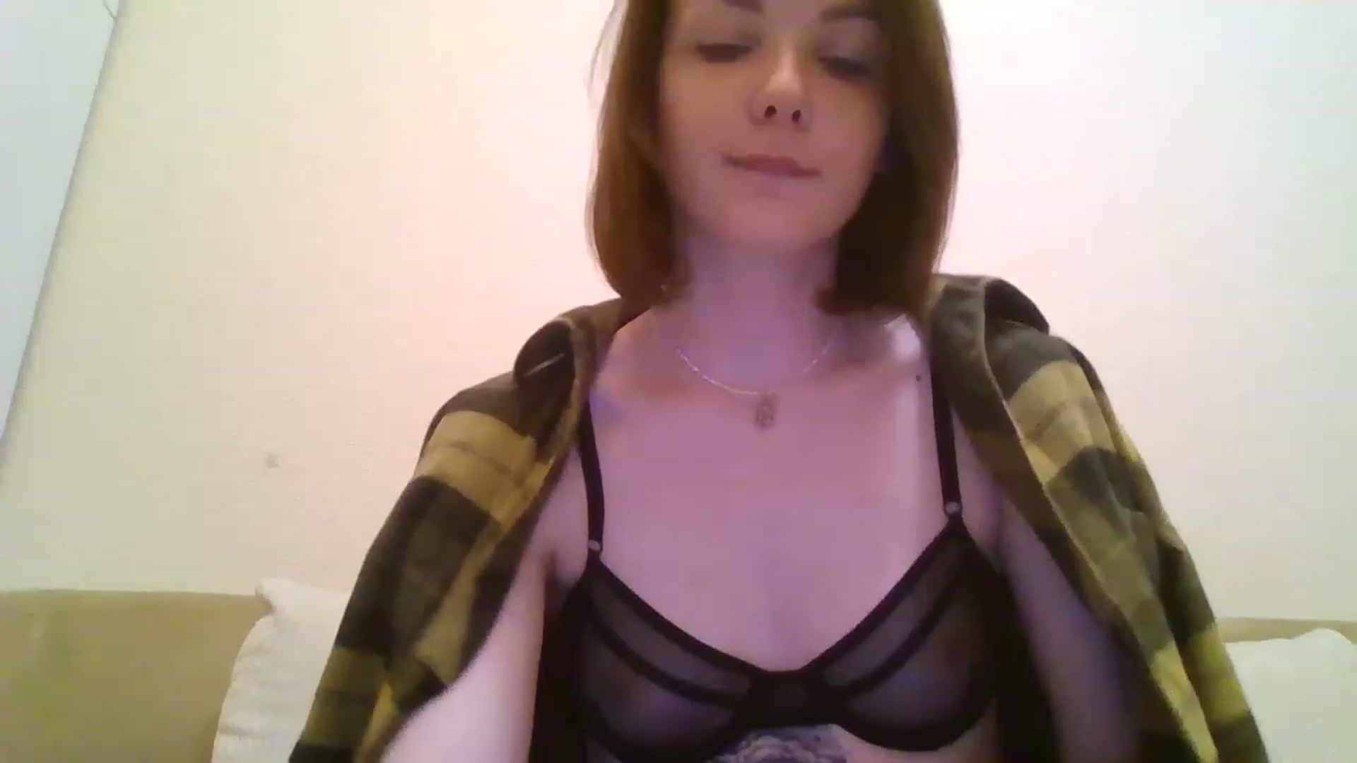 Gallery image thumbnail from RoxieSinner's myfreecams stream on, 12/07/2022, 19:01 image 4 of 20