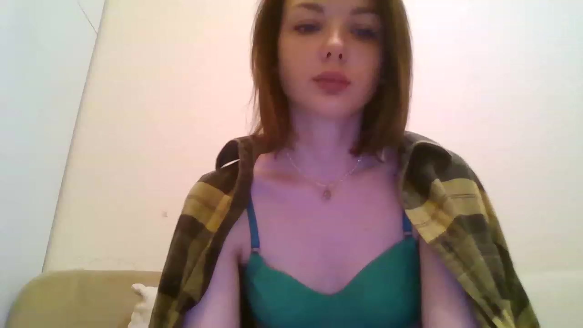 Gallery image thumbnail from RoxieSinner's myfreecams stream on, 12/09/2022, 11:11 image 13 of 20
