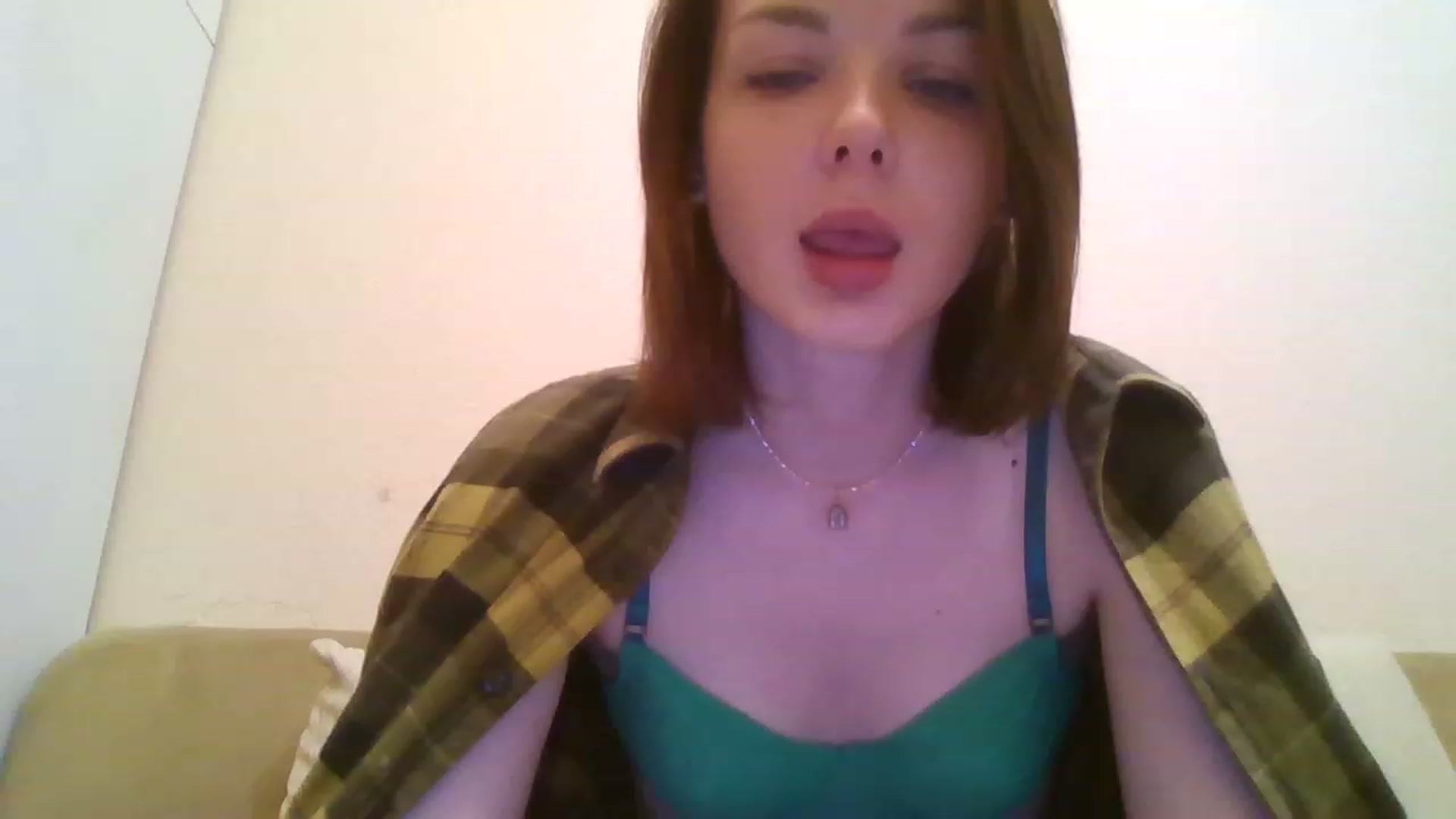 Gallery image thumbnail from RoxieSinner's myfreecams stream on, 12/09/2022, 12:04 image 16 of 20