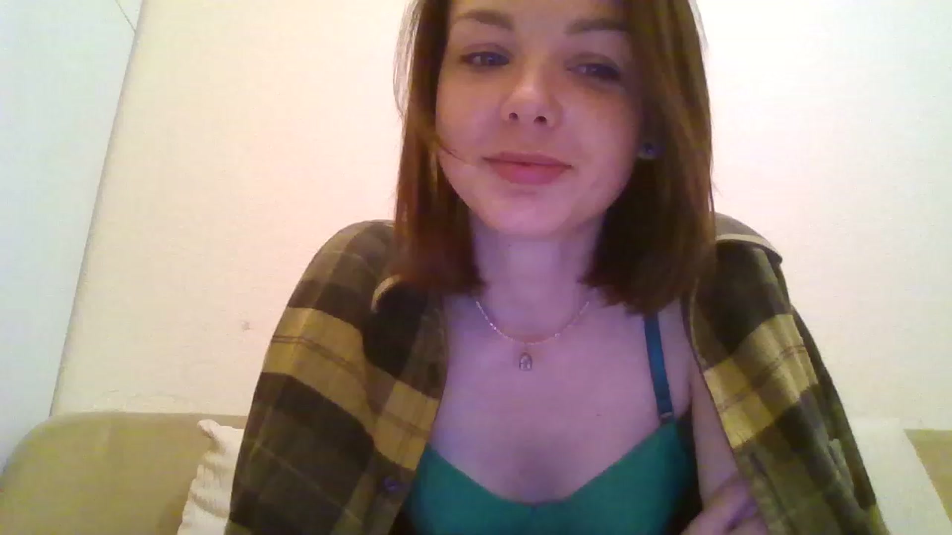 Gallery image thumbnail from RoxieSinner's myfreecams stream on, 12/09/2022, 12:04 image 18 of 20