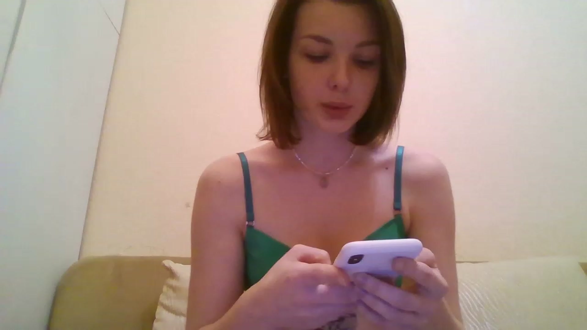 Gallery image thumbnail from RoxieSinner's myfreecams stream on, 12/09/2022, 13:10 image 9 of 20