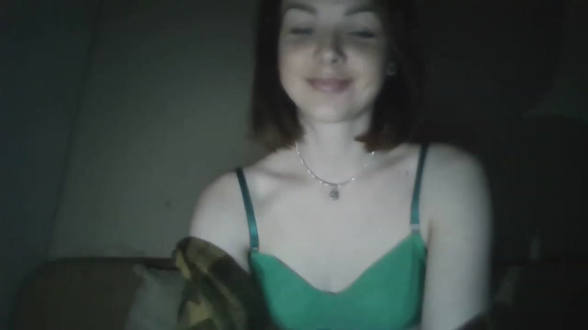Gallery image thumbnail from RoxieSinner's myfreecams stream on, 12/09/2022, 14:11 image 16 of 20