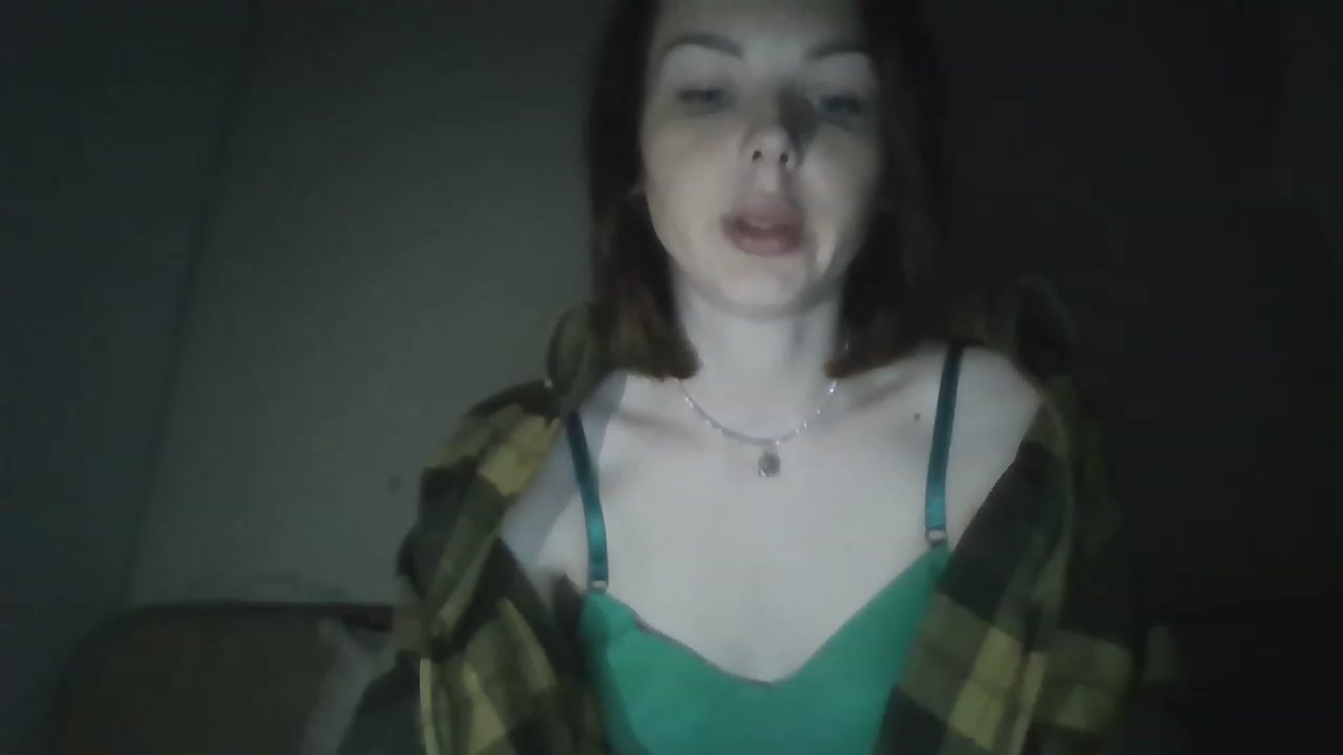Gallery image thumbnail from RoxieSinner's myfreecams stream on, 12/09/2022, 14:11 image 6 of 20