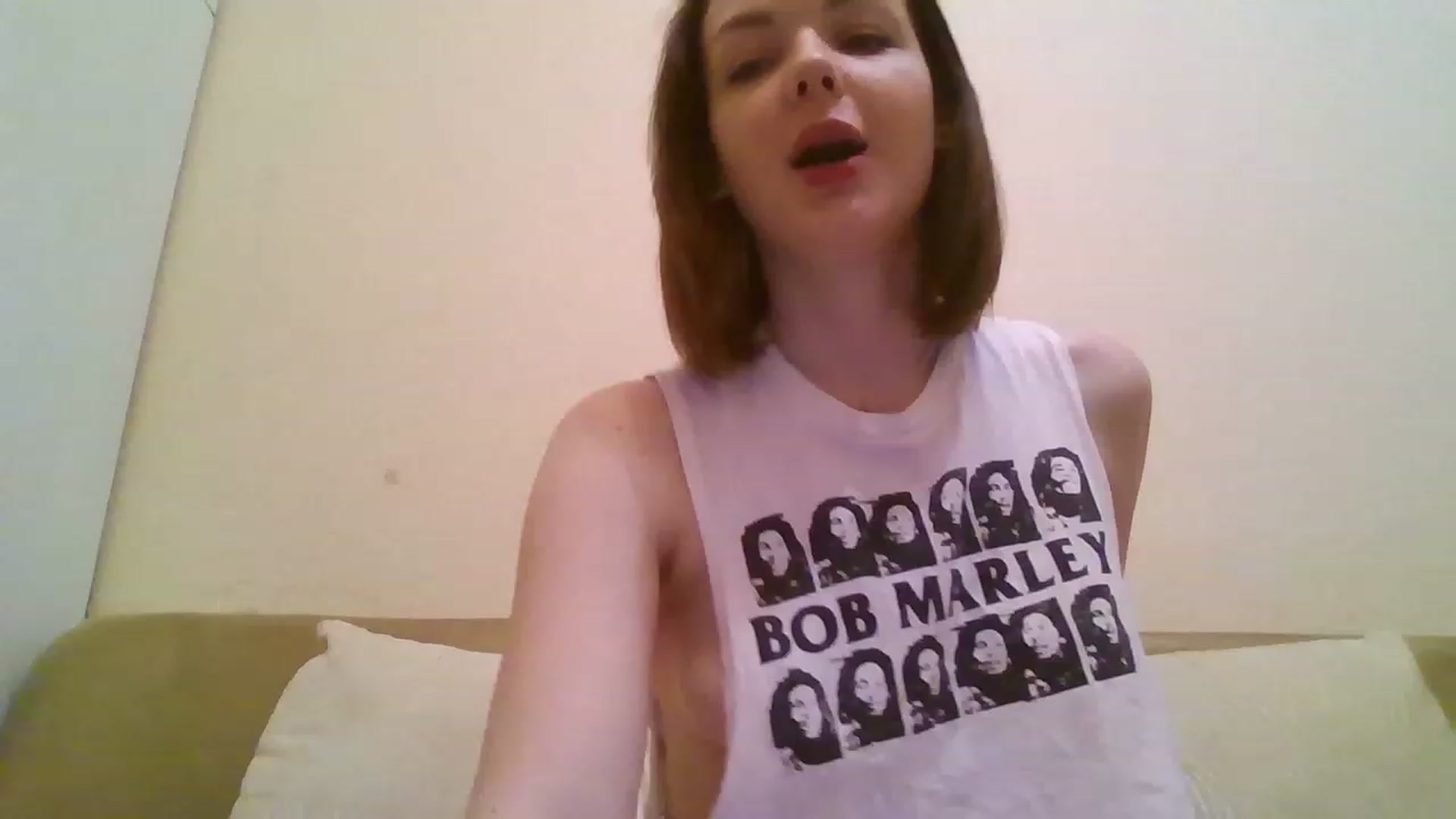 Gallery image thumbnail from RoxieSinner's myfreecams stream on, 12/11/2022, 16:11 image 18 of 20