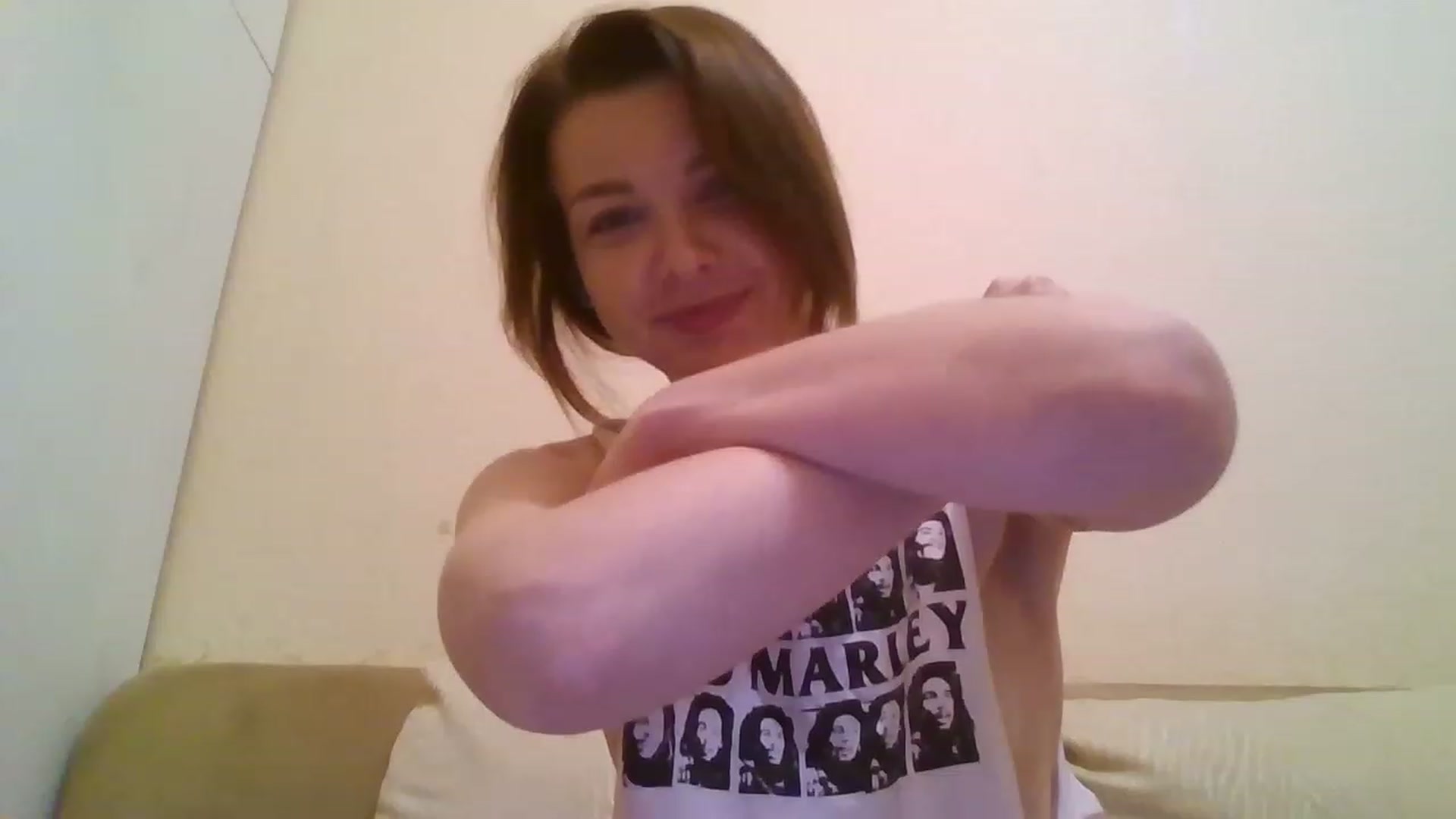Gallery image thumbnail from RoxieSinner's myfreecams stream on, 12/15/2022, 11:21 image 19 of 20