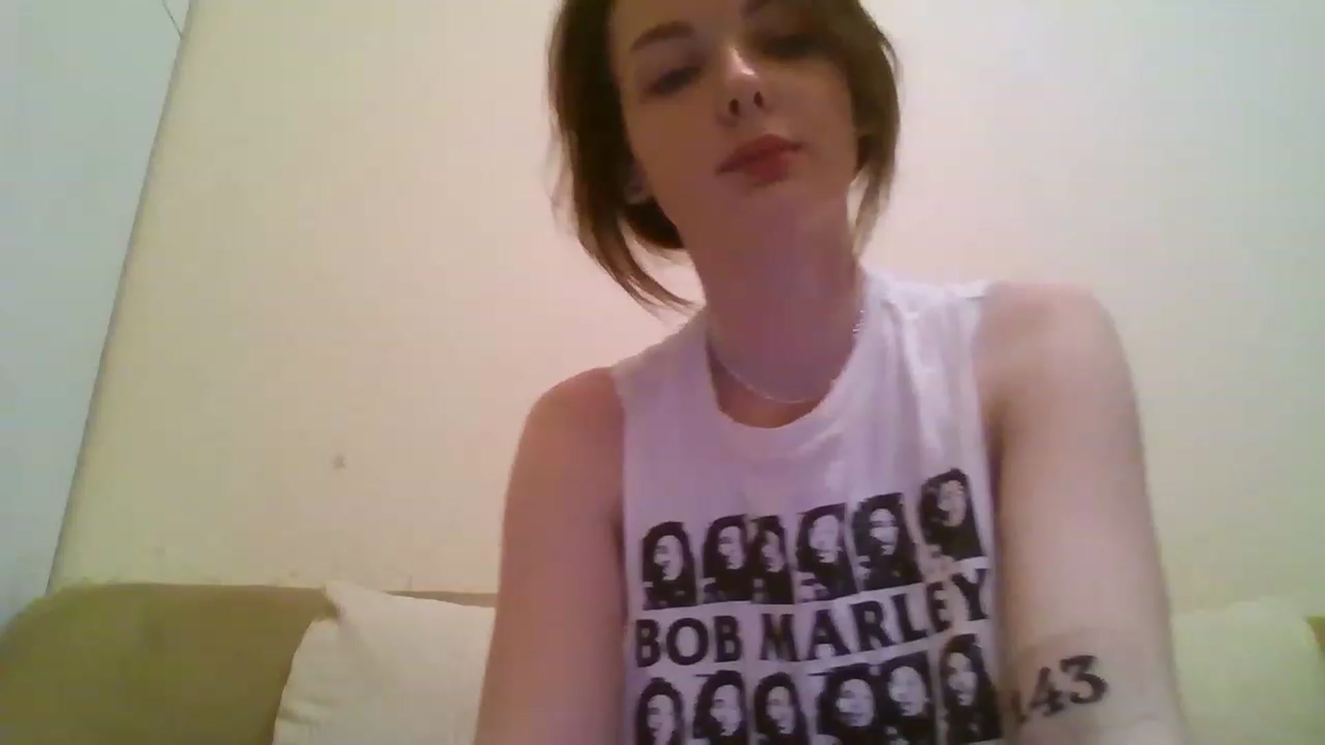 Gallery image thumbnail from RoxieSinner's myfreecams stream on, 12/15/2022, 17:53 image 2 of 20