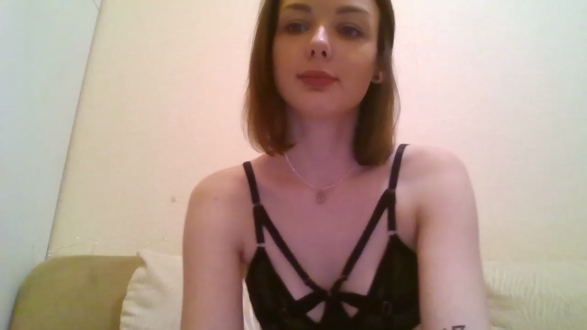 Gallery image thumbnail from RoxieSinner's myfreecams stream on, 12/18/2022, 19:13 image 5 of 20