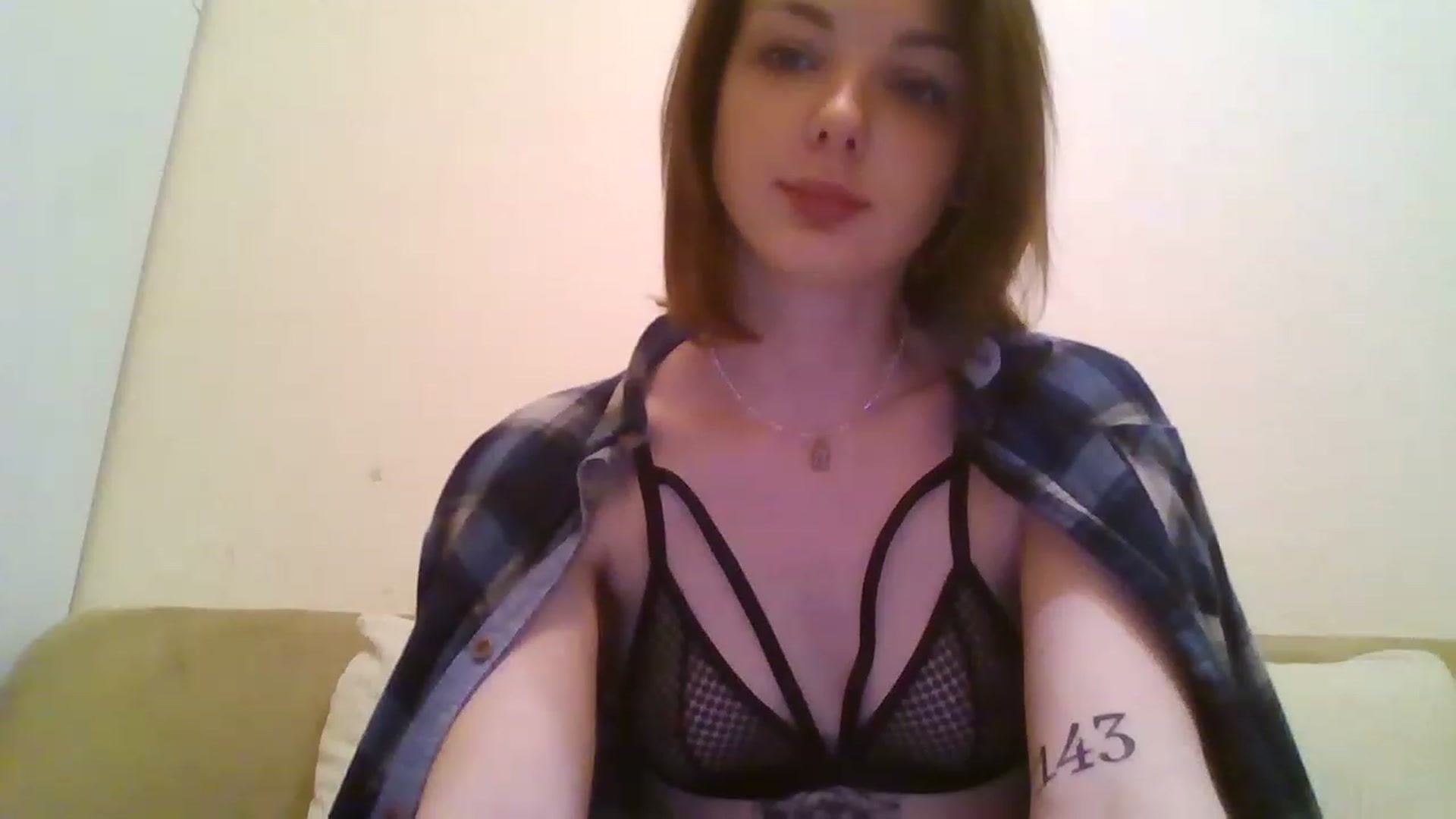 Gallery image thumbnail from RoxieSinner's myfreecams stream on, 12/20/2022, 15:12 image 9 of 20