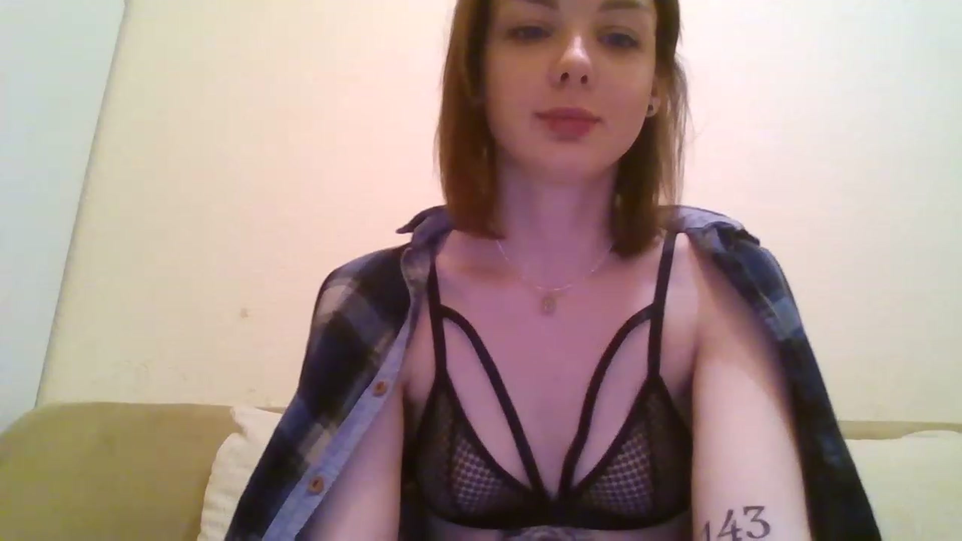 Gallery image thumbnail from RoxieSinner's myfreecams stream on, 12/20/2022, 15:41 image 5 of 20
