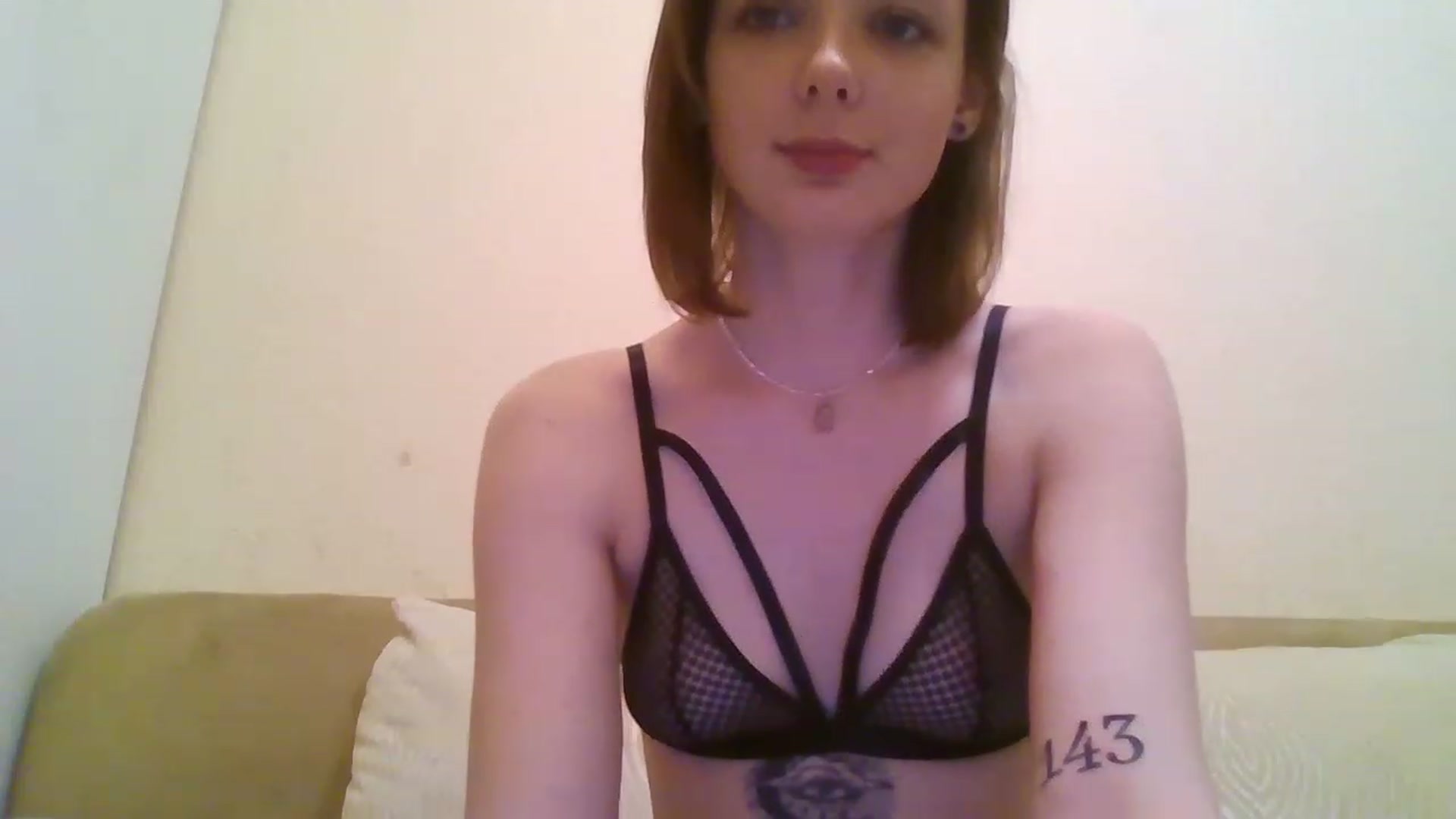 Gallery image thumbnail from RoxieSinner's myfreecams stream on, 12/20/2022, 15:41 image 11 of 20