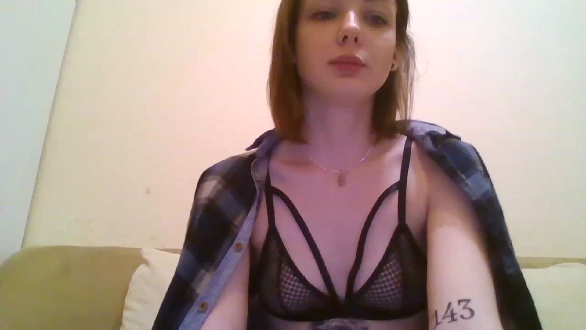 Gallery image thumbnail from RoxieSinner's myfreecams stream on, 12/20/2022, 15:41 image 3 of 20