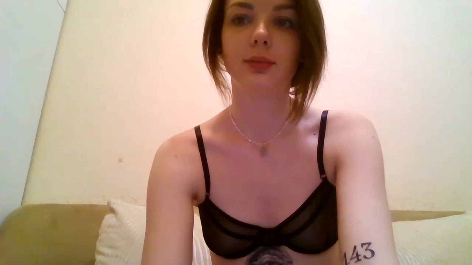 Gallery image thumbnail from RoxieSinner's myfreecams stream on, 12/21/2022, 12:14 image 19 of 20