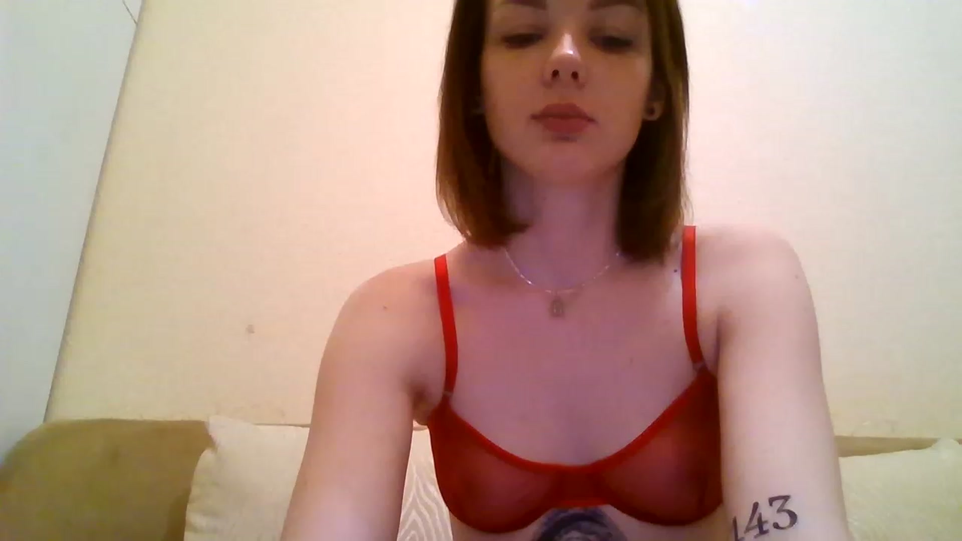 Gallery image thumbnail from RoxieSinner's myfreecams stream on, 12/22/2022, 14:24 image 9 of 20