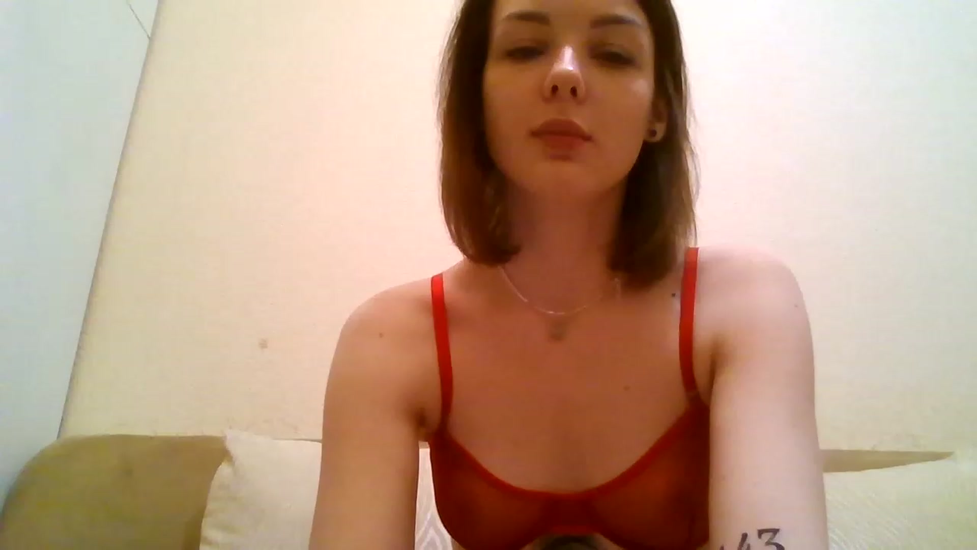 Gallery image thumbnail from RoxieSinner's myfreecams stream on, 12/22/2022, 15:00 image 6 of 20