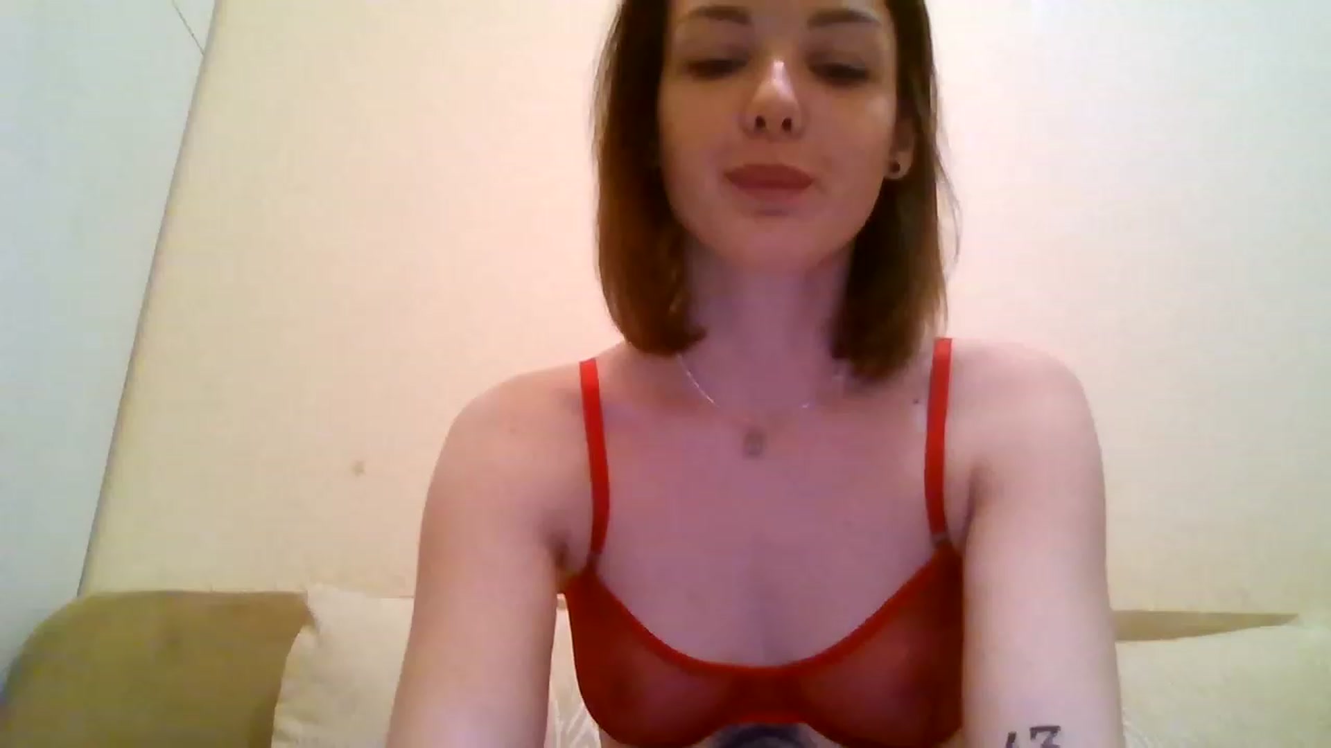 Gallery image thumbnail from RoxieSinner's myfreecams stream on, 12/22/2022, 15:00 image 4 of 20