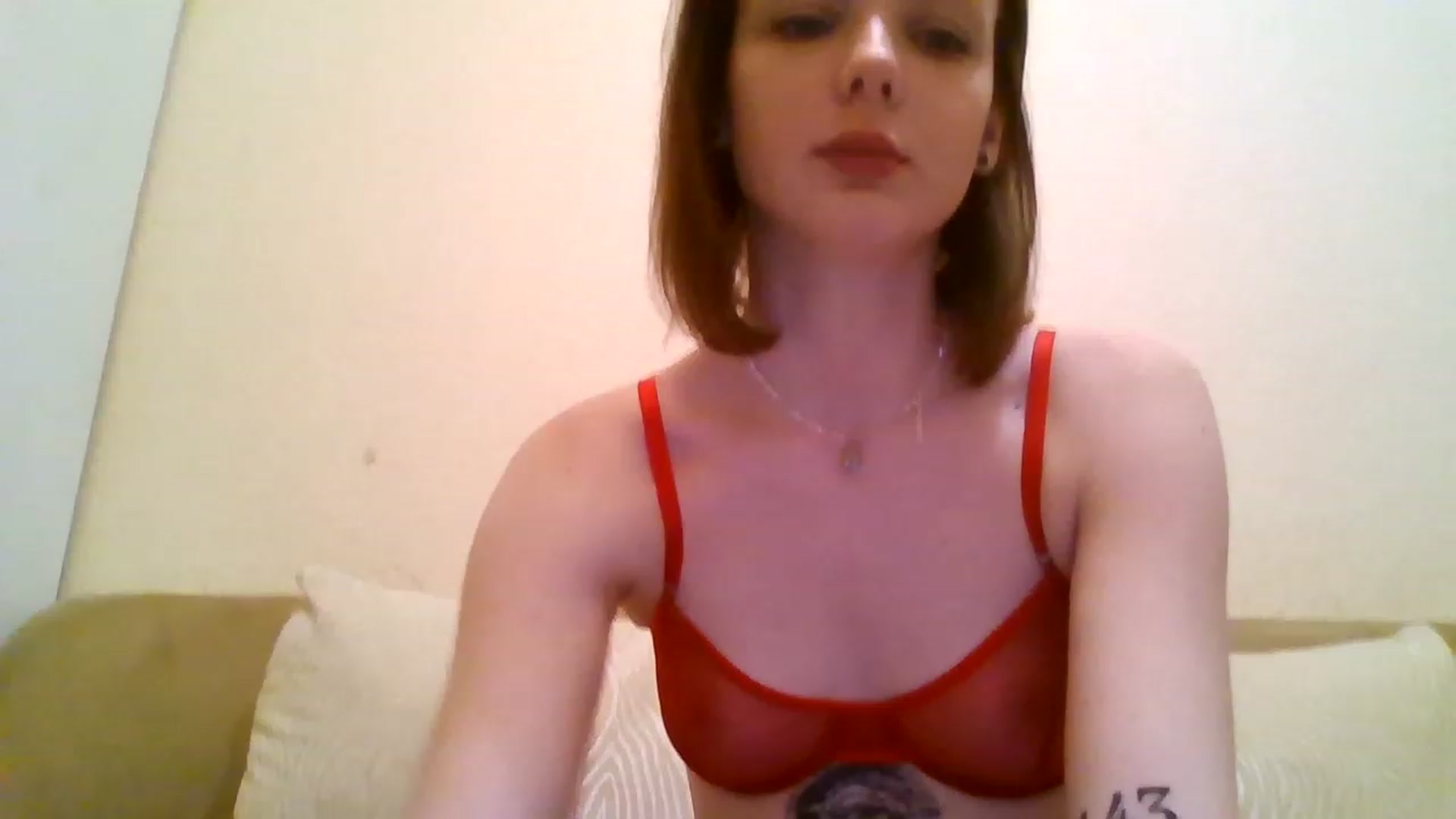 Gallery image thumbnail from RoxieSinner's myfreecams stream on, 12/22/2022, 18:20 image 8 of 20