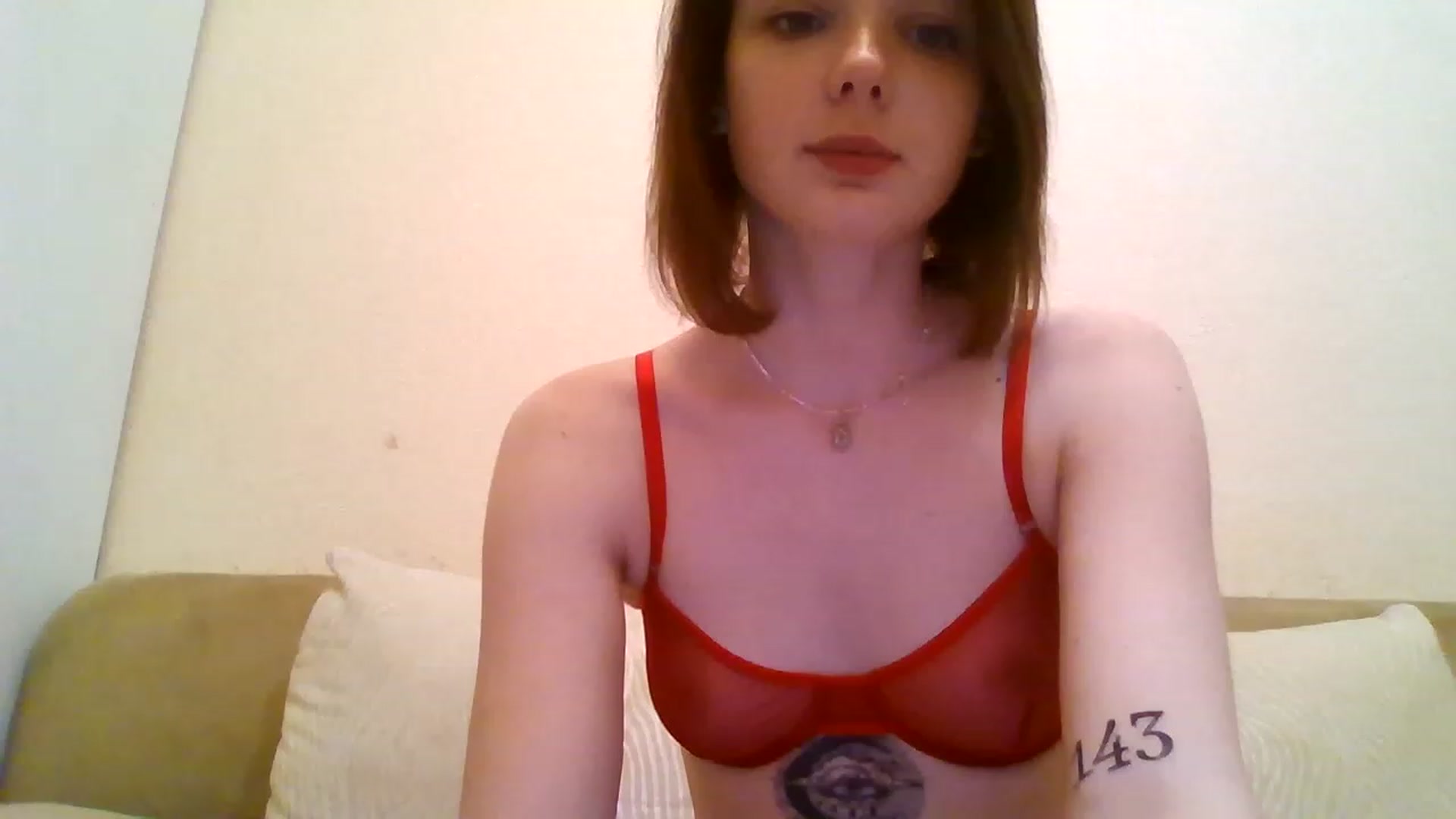 Gallery image thumbnail from RoxieSinner's myfreecams stream on, 12/22/2022, 18:20 image 5 of 20
