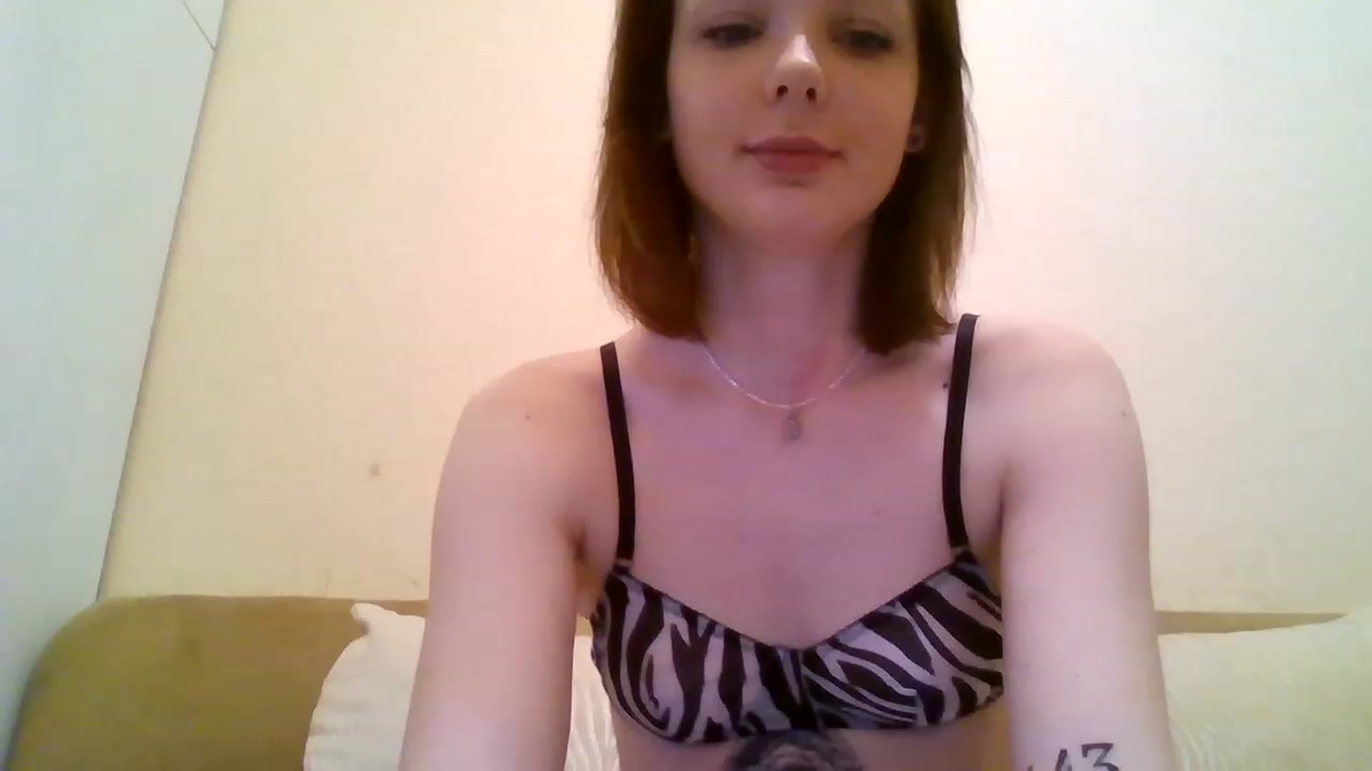Gallery image thumbnail from RoxieSinner's myfreecams stream on, 12/24/2022, 13:09 image 4 of 20