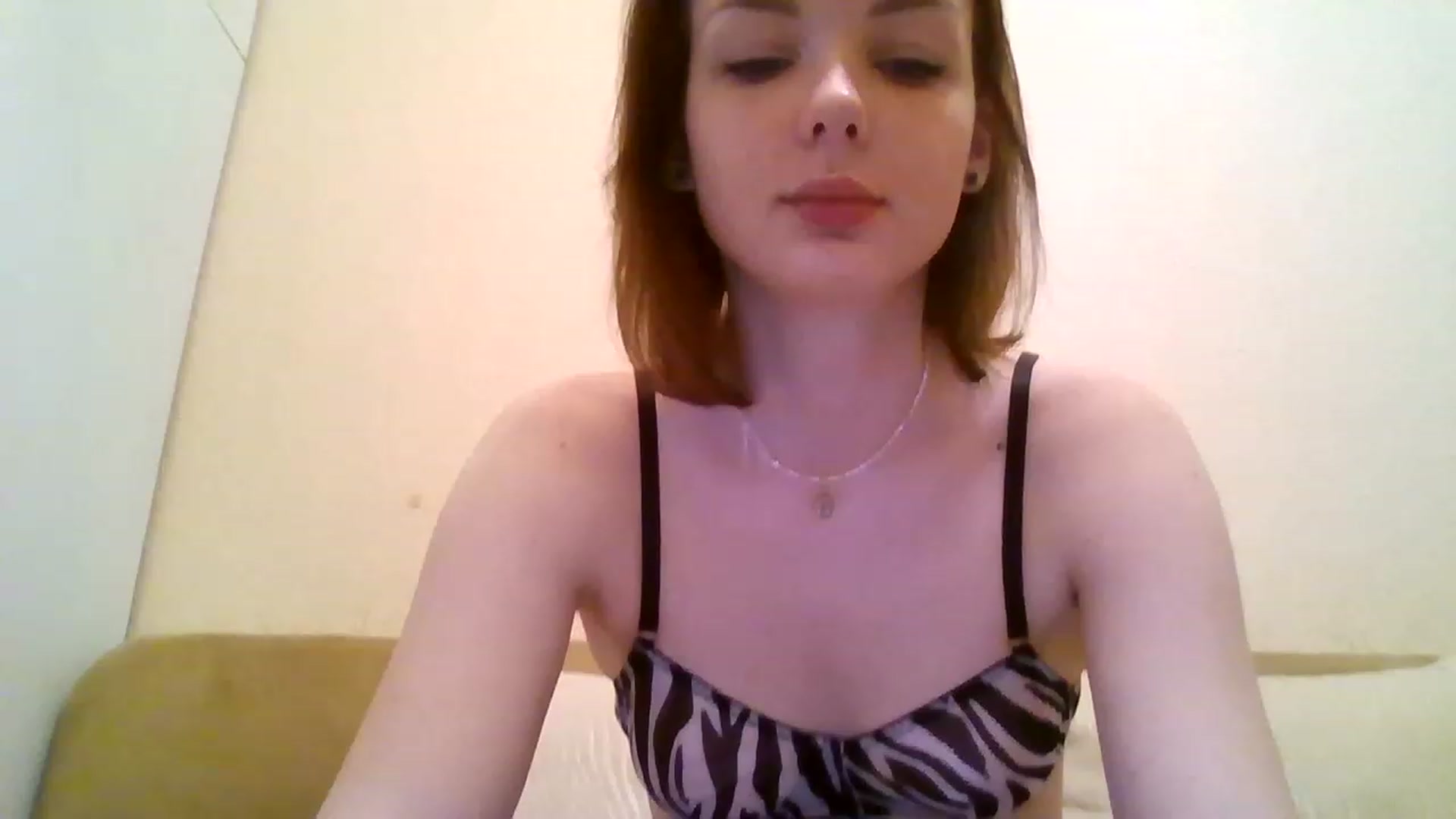 Gallery image thumbnail from RoxieSinner's myfreecams stream on, 12/24/2022, 13:09 image 17 of 20